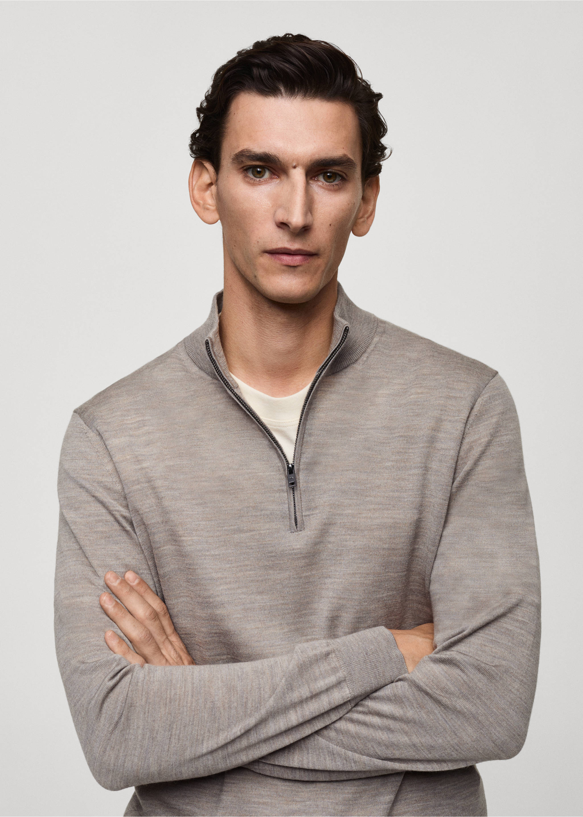 Pull-over 100 % laine mérinos col montant zippé - Détail de l'article 1, Marron moyen. Ref: 87000617-00.