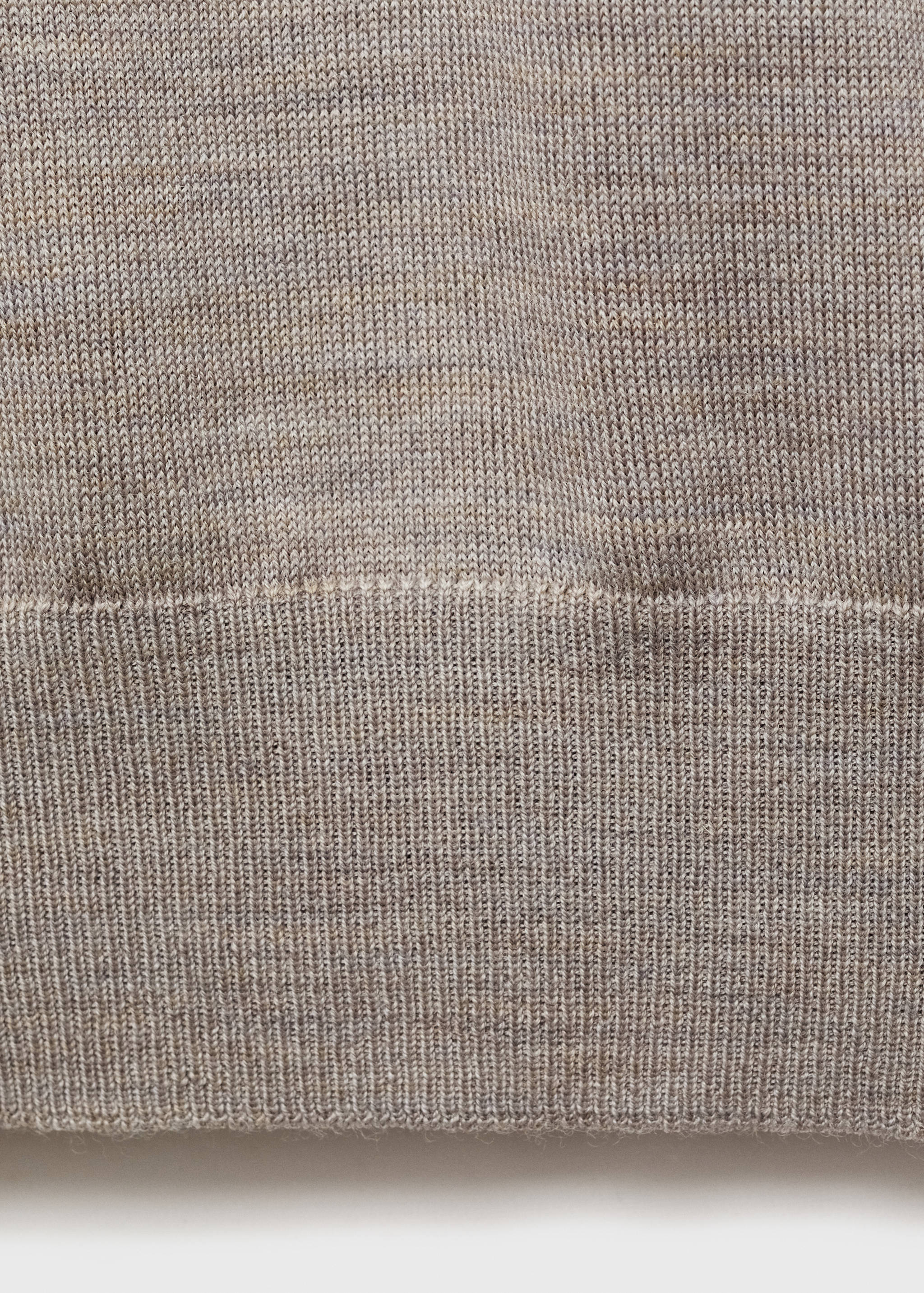 Pullover aus 100 % Merinwolle mit halbhohem Zip-Kragen - Detail des Artikels 0