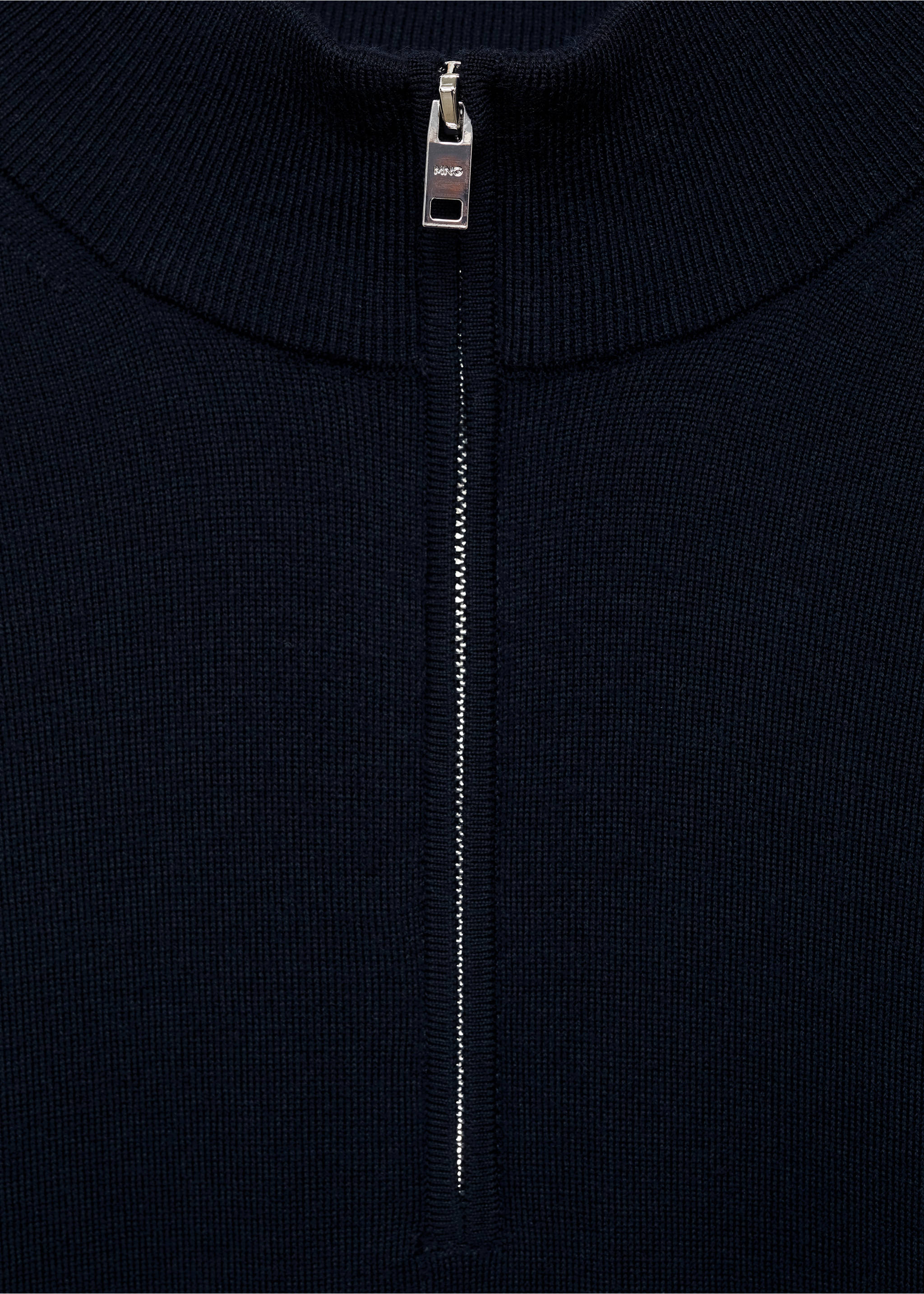Jersey 100% lana merino perkins cremallera - Detalle del artículo 8, Azul marino oscuro. Ref: 87000617-00.