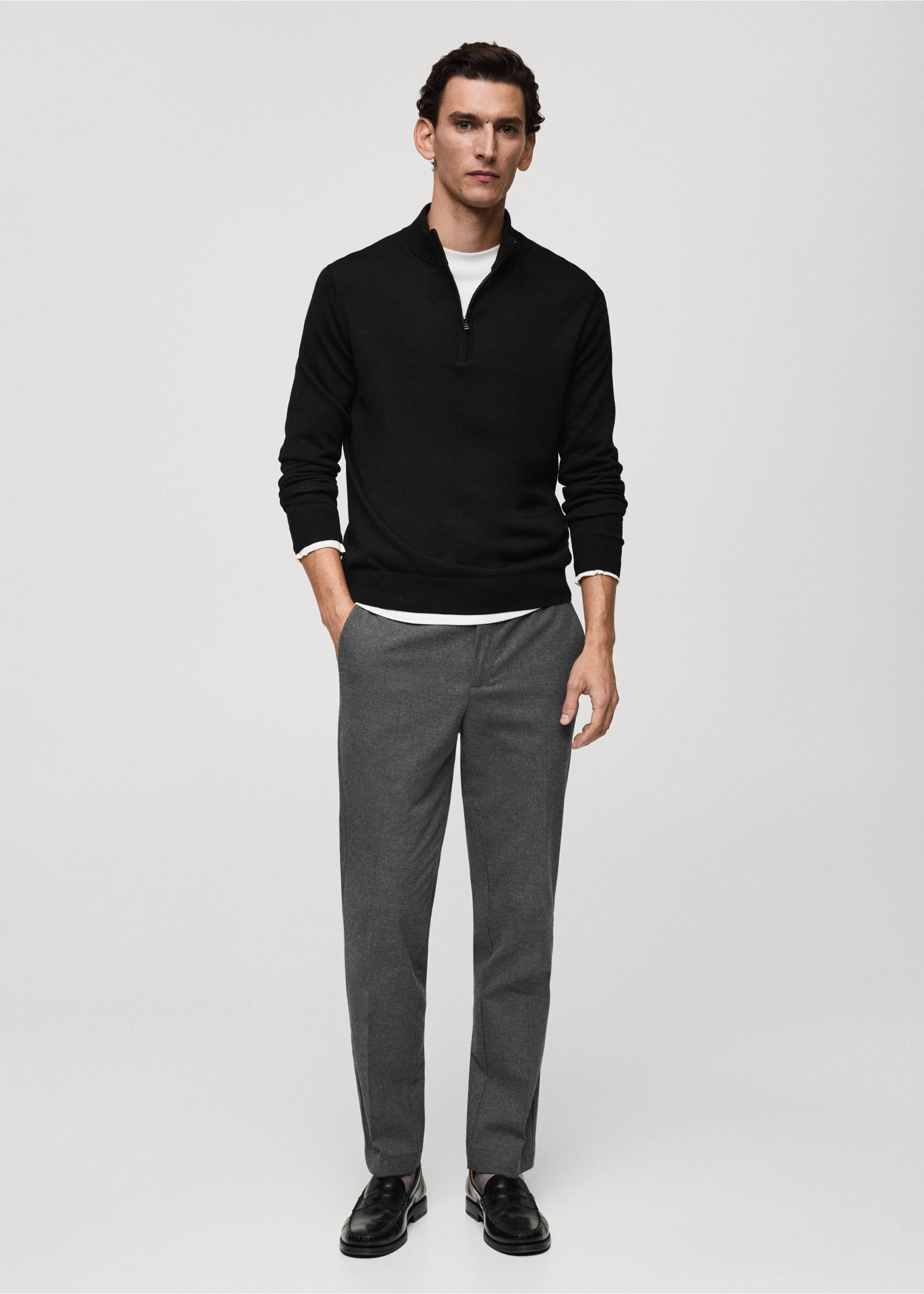 Pullover aus 100 % Merinwolle mit halbhohem Zip-Kragen - Allgemeine Ansicht, Schwarz. Ref: 87000617-00.