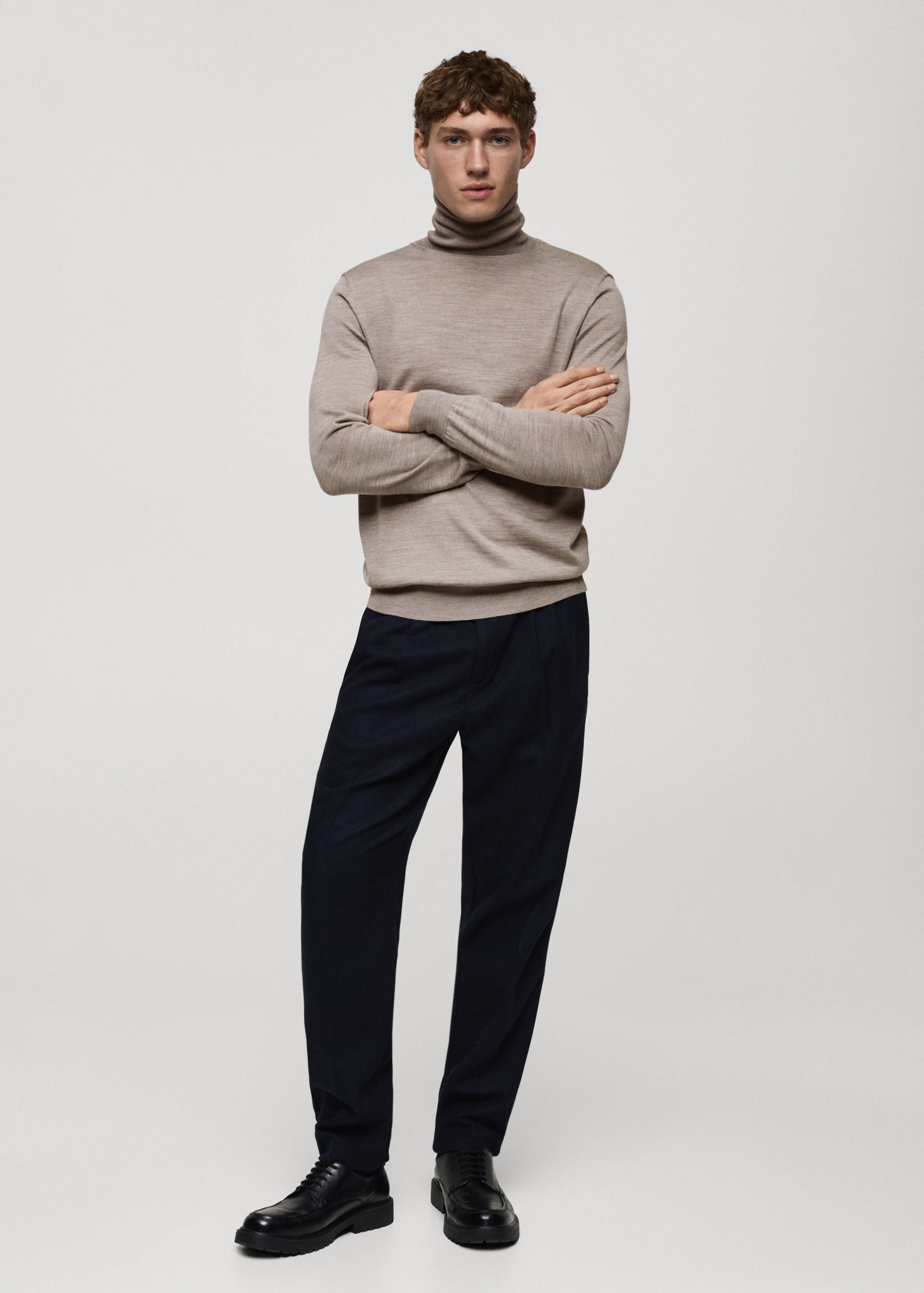 100% merino wool turtleneck sweater - General plane