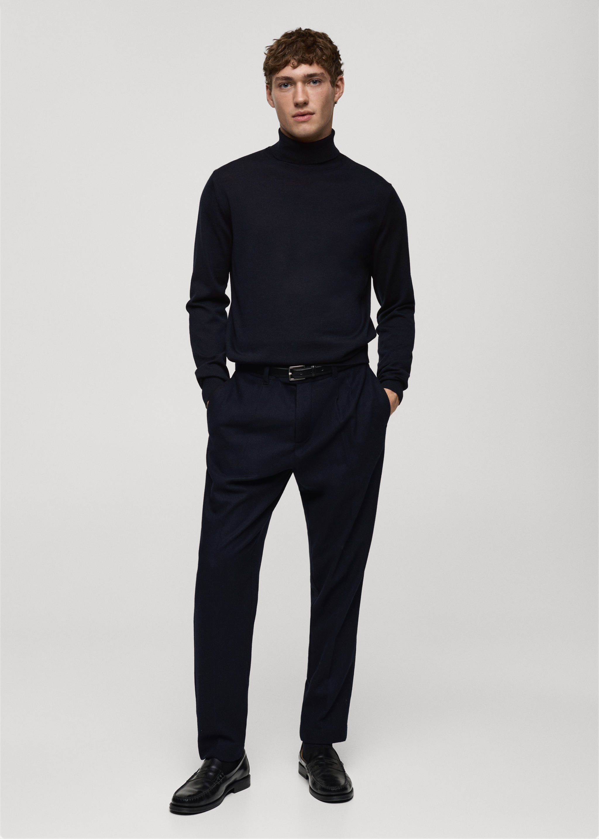 100% merino wool turtleneck sweater - General plane