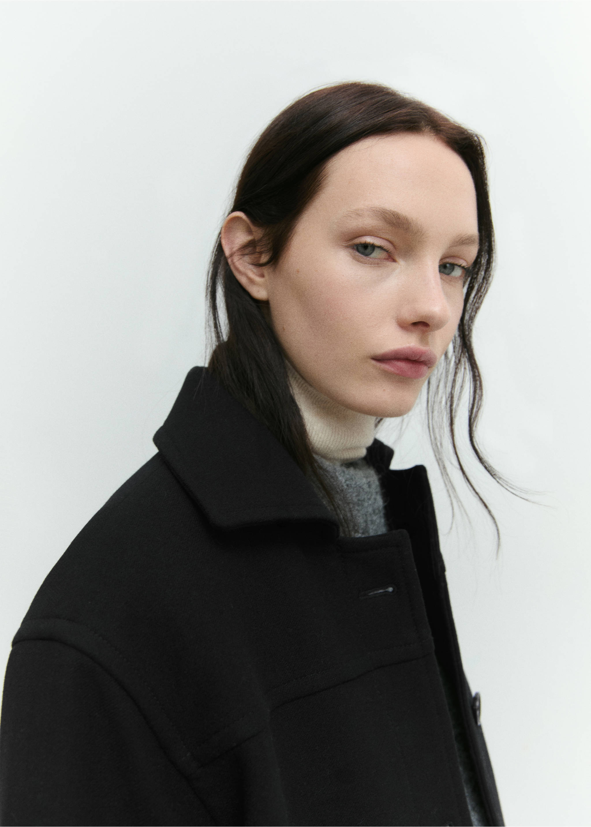 Midi wool coat with buttons - Details of the article 6, Black. Ref: 87000642-00.