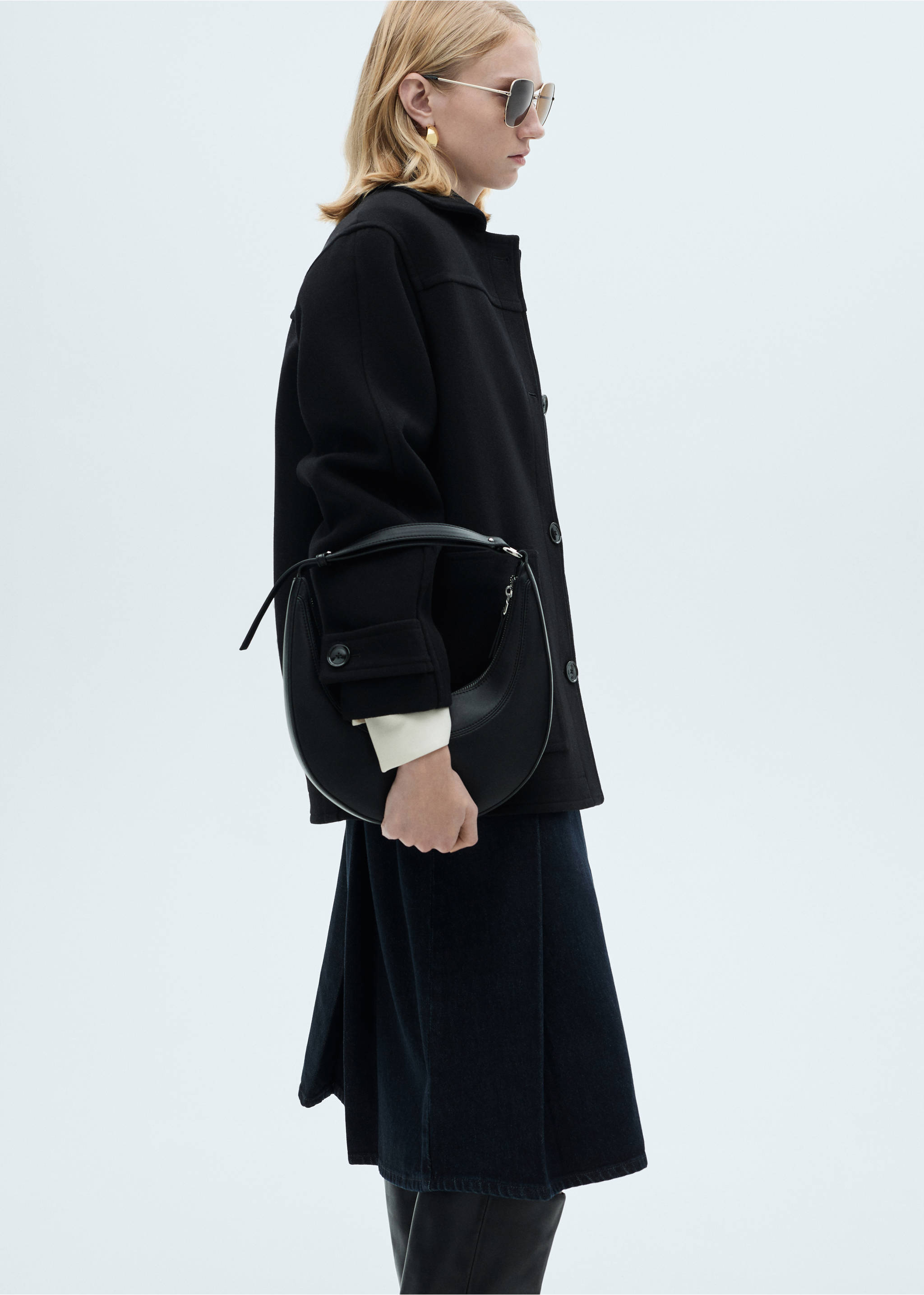 Midi wool coat with buttons - Details of the article 2, Black. Ref: 87000642-00.