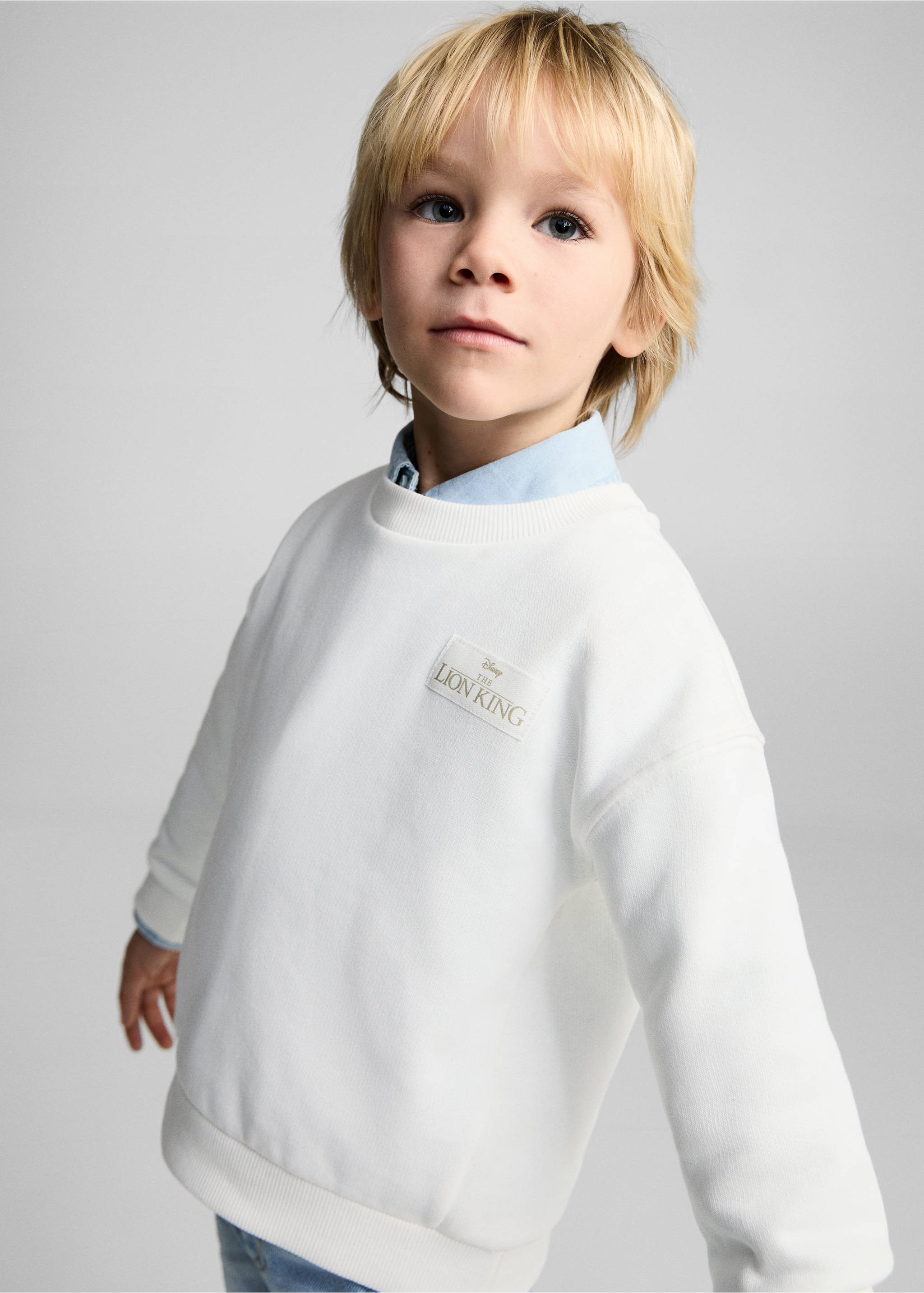 Hanorac Lion King - Plan mediu, Alb-murdar. Ref: 87000643-00.