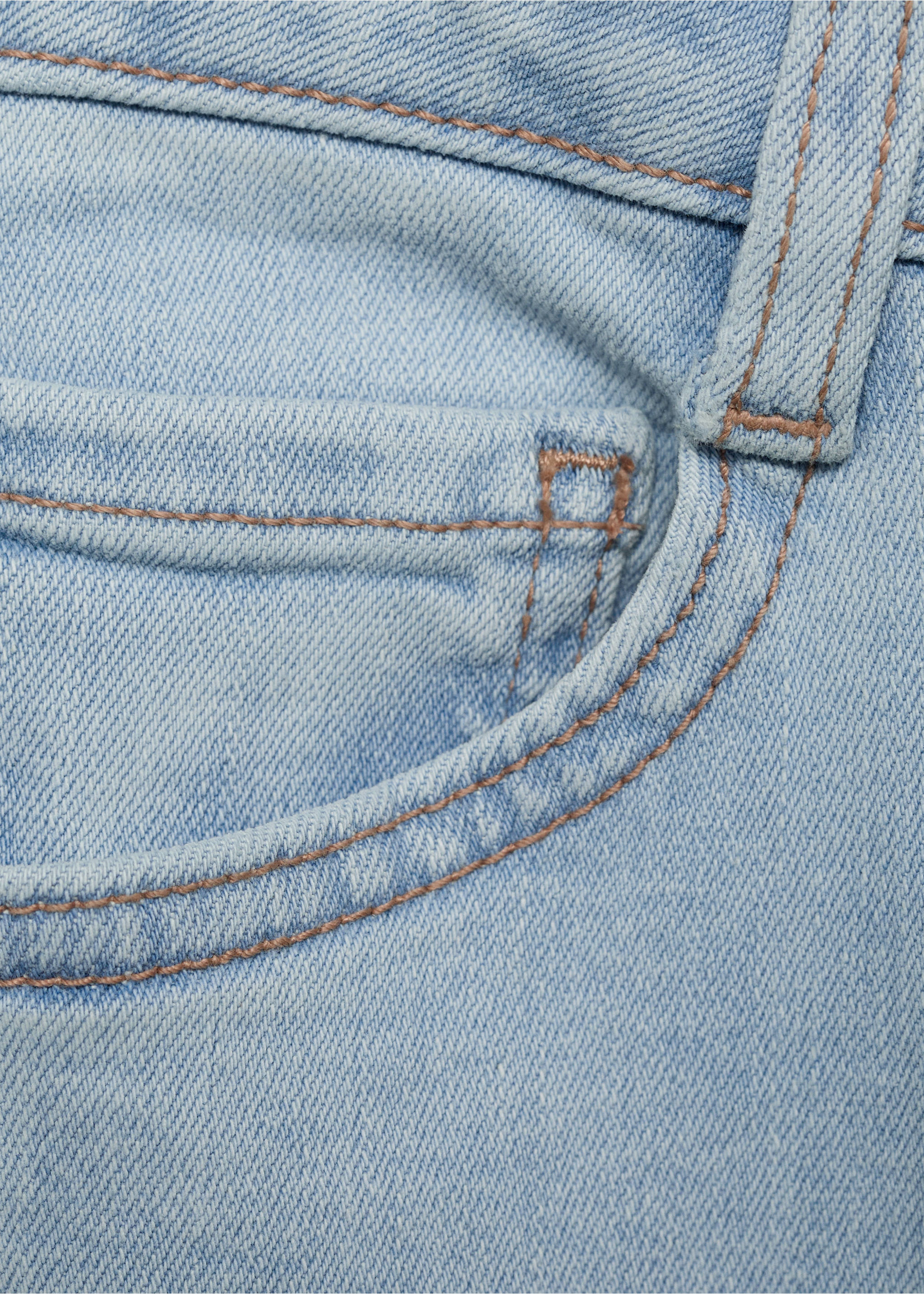 Flared-Jeans mit ausgefranstem Saum - Detail des Artikels 0, Hellblau. Ref: 87001067-00.