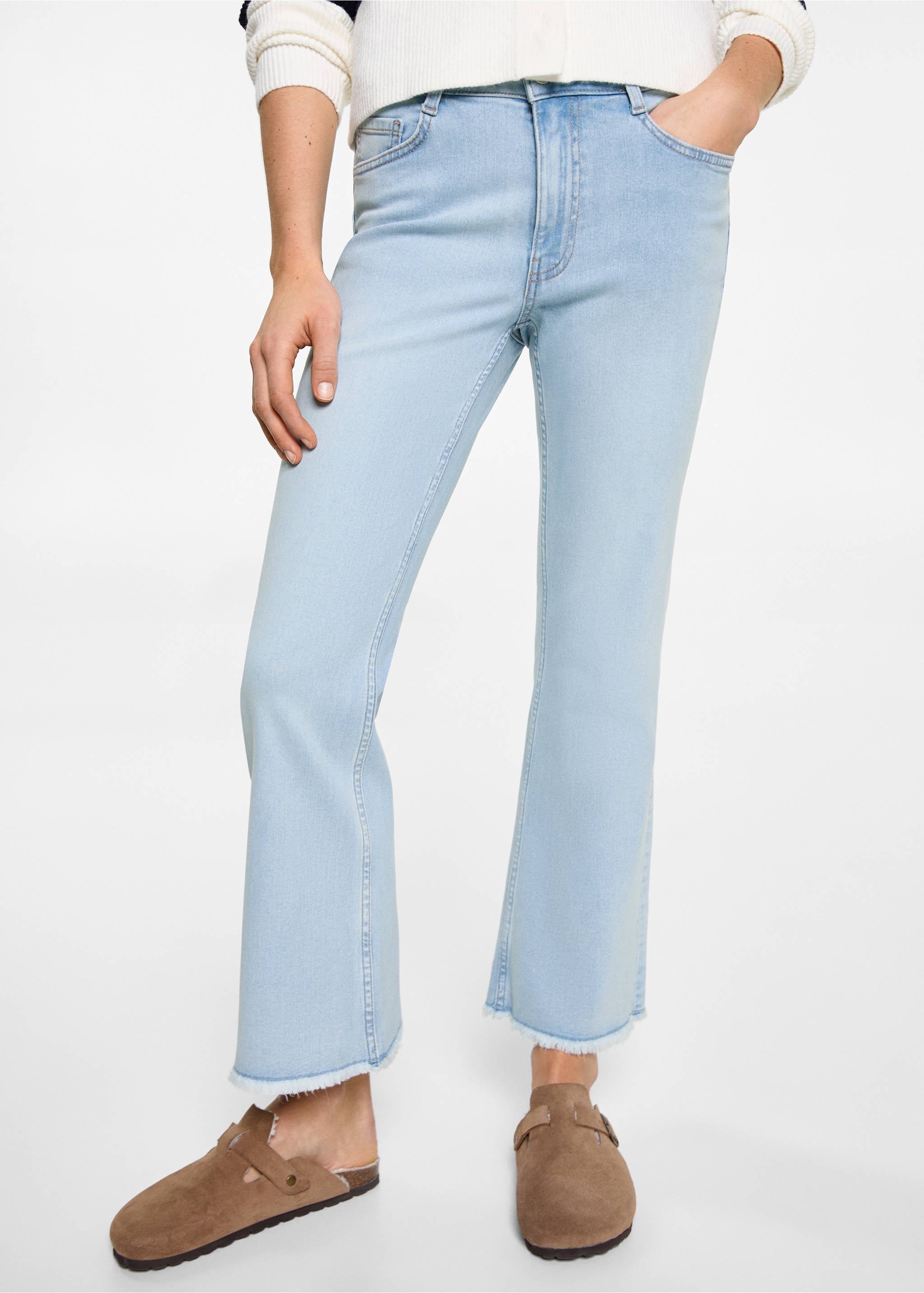 Jean flare crop - Plan moyen, Bleu clair. Ref: 87001069-00.