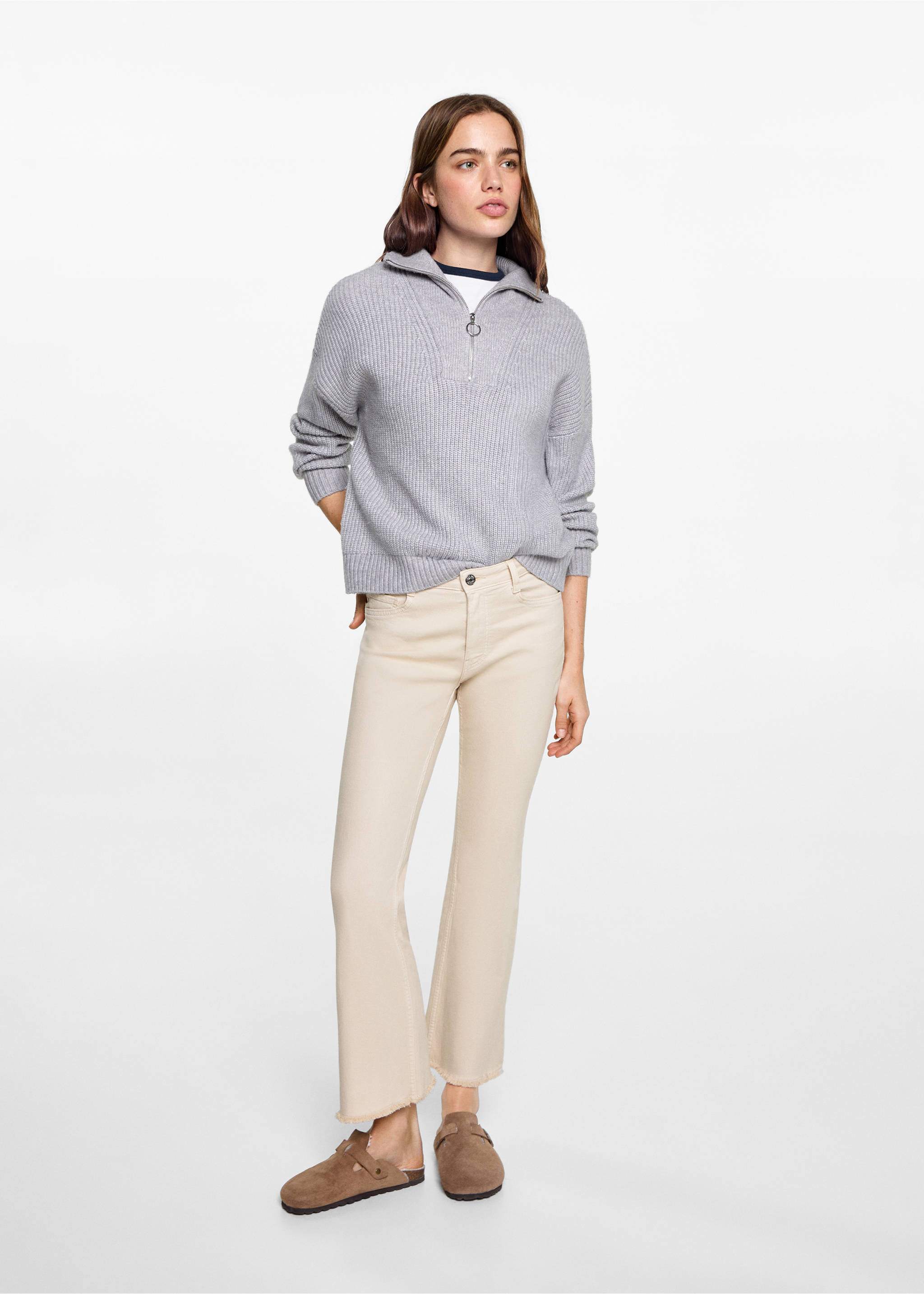 Kurze Flared-Jeans - Allgemeine Ansicht, Hellgrau/Pastellgrau. Ref: 87001072-00.