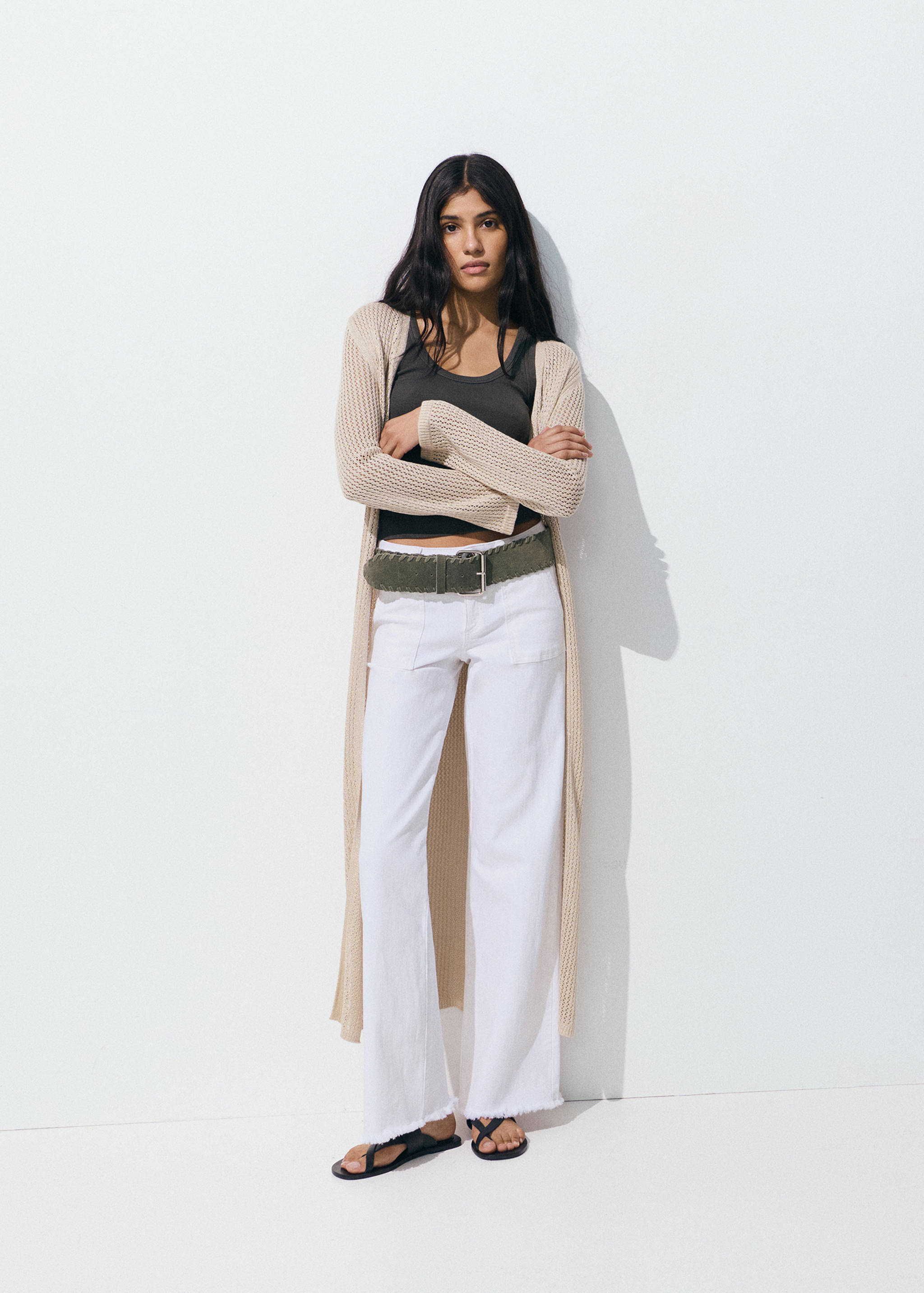 Wideleg-Jeans mit ausgefranstem Saum - Detail des Artikels 9