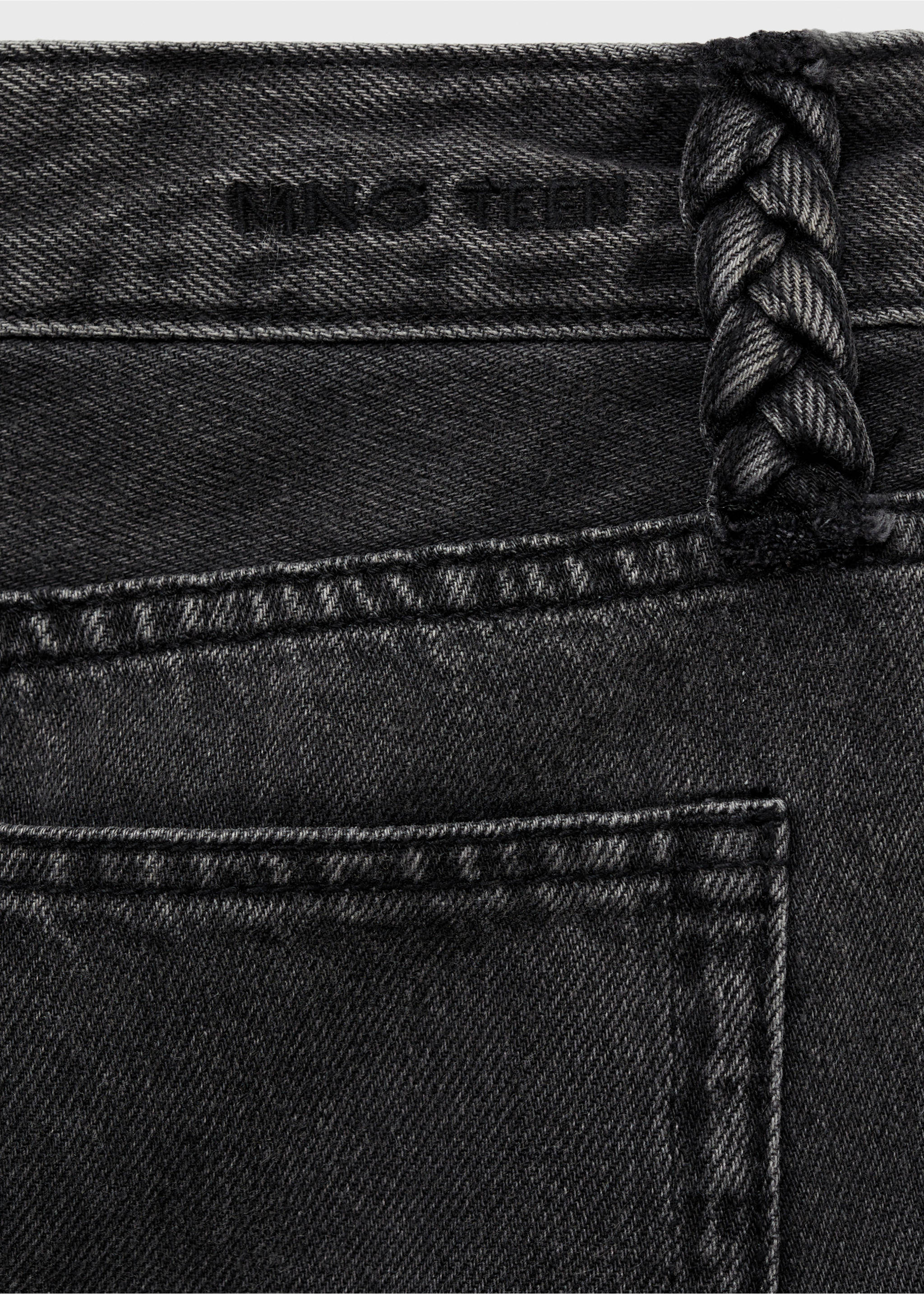 Gerade Jeans mit geflochtenen Schlaufen - Detail des Artikels 0, Black denim. Ref: 87001093-00.