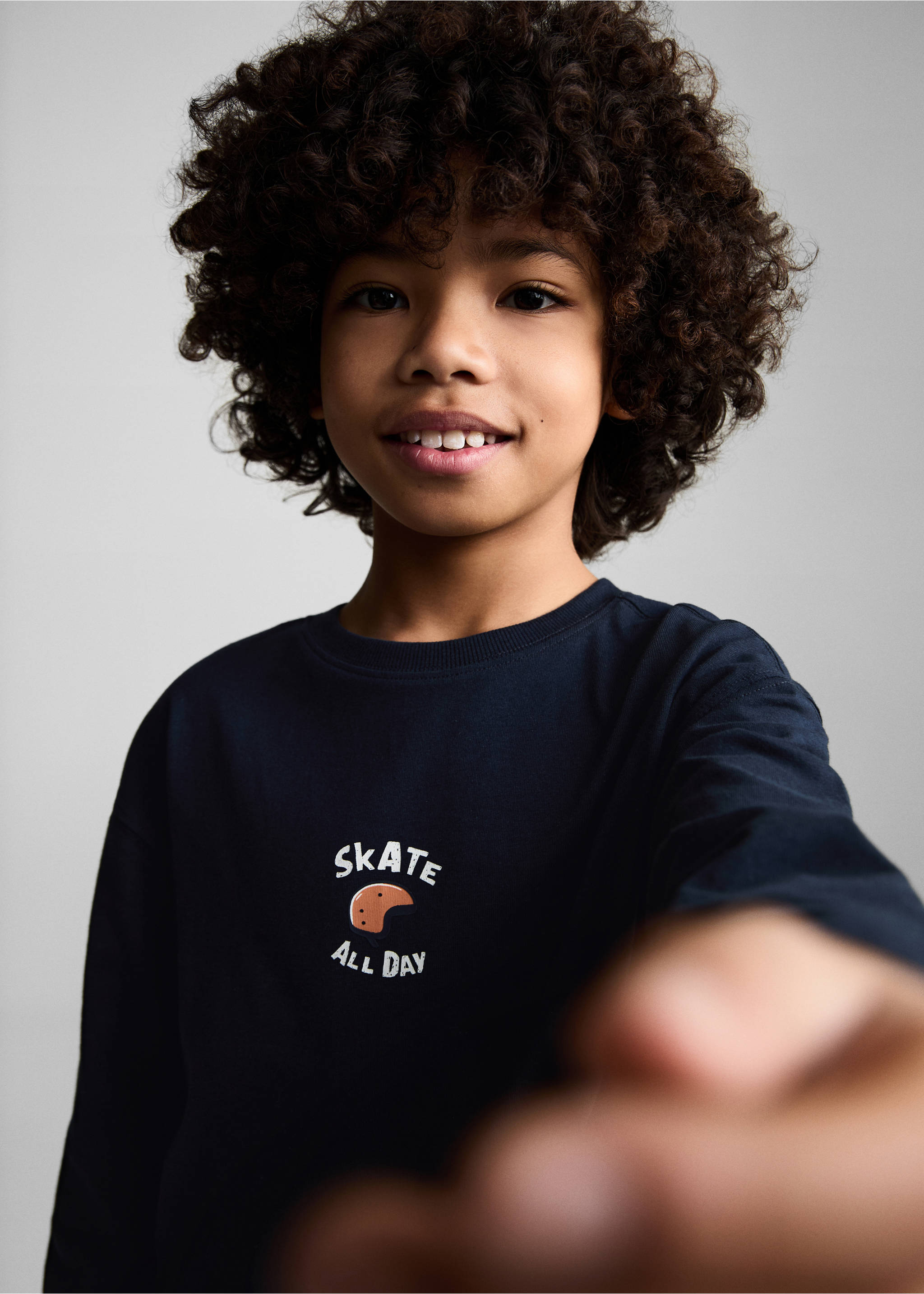 Katoenen T-shirt met print - Detail van het artikel 1, Donkermarine. Ref: 87001530-00.