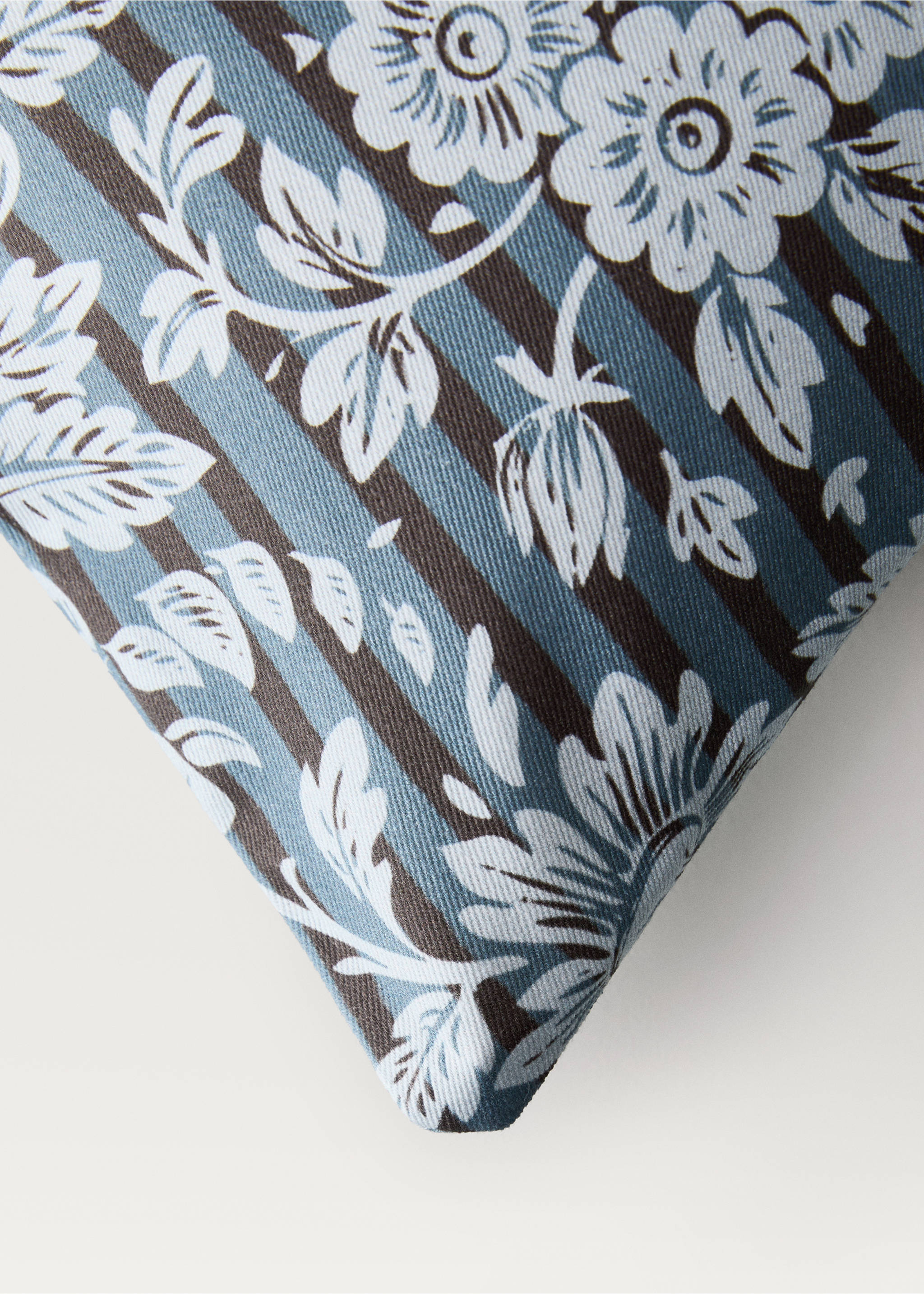 Husă de pernă cu imprimeu floral și dungi 30x50 cm - Detaliu al articolului 3, Albastru. Ref: 87002033-00.