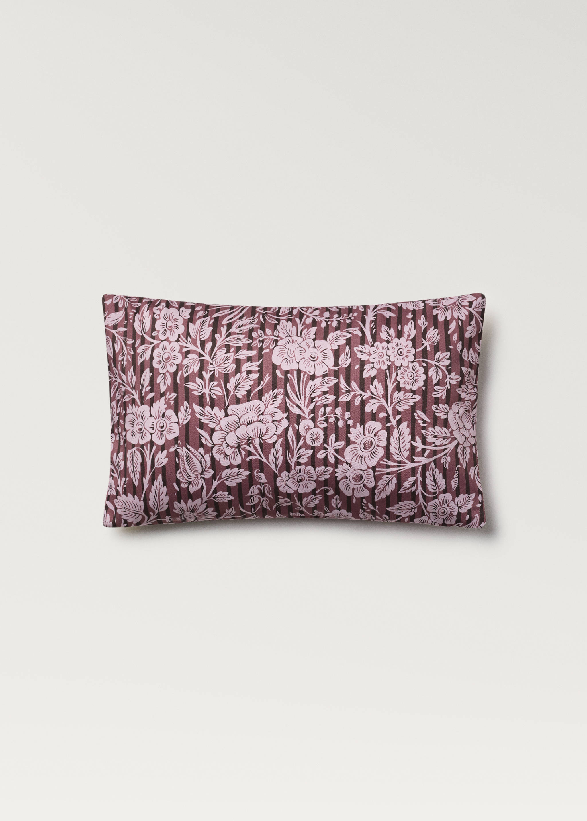 Cushion cover with printed flowers and stripes 30x50 cm - Article without model
