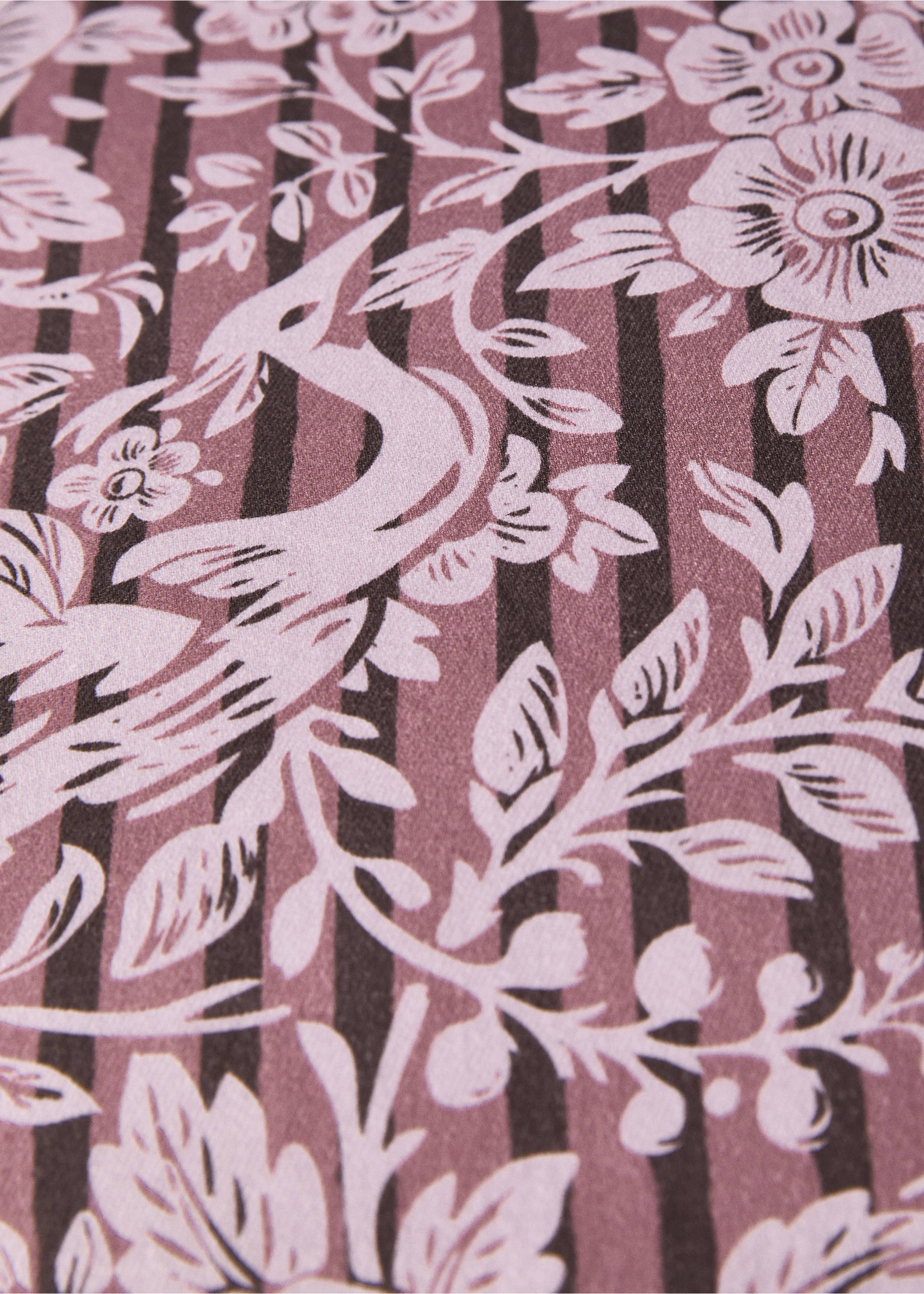 Cushion cover with printed flowers and stripes 45x45 cm - Details of the article 1, Pink. Ref: 87002034-00.
