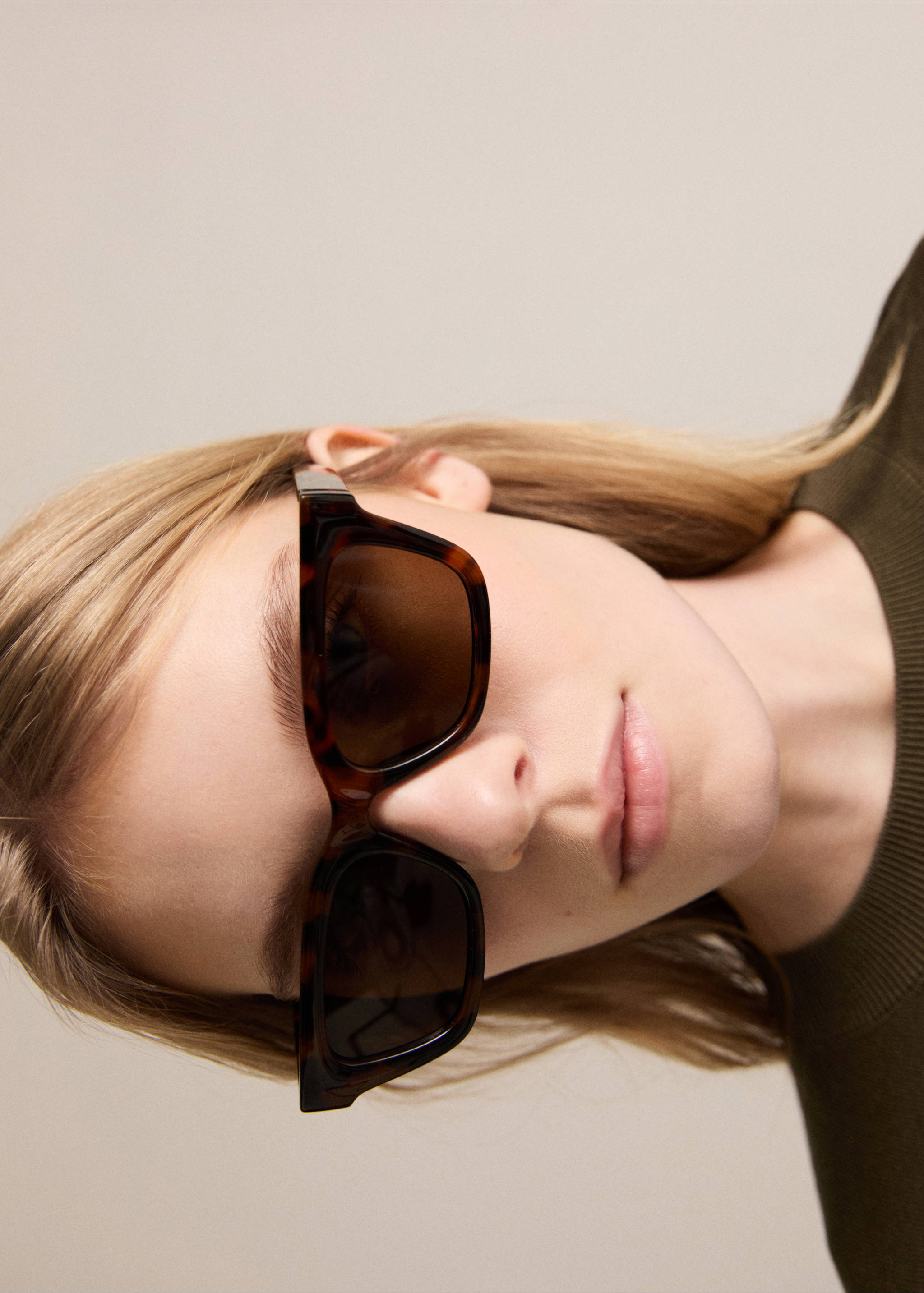 Resin frame sunglasses - General plane, Chocolate. Ref: 87002538-00.
