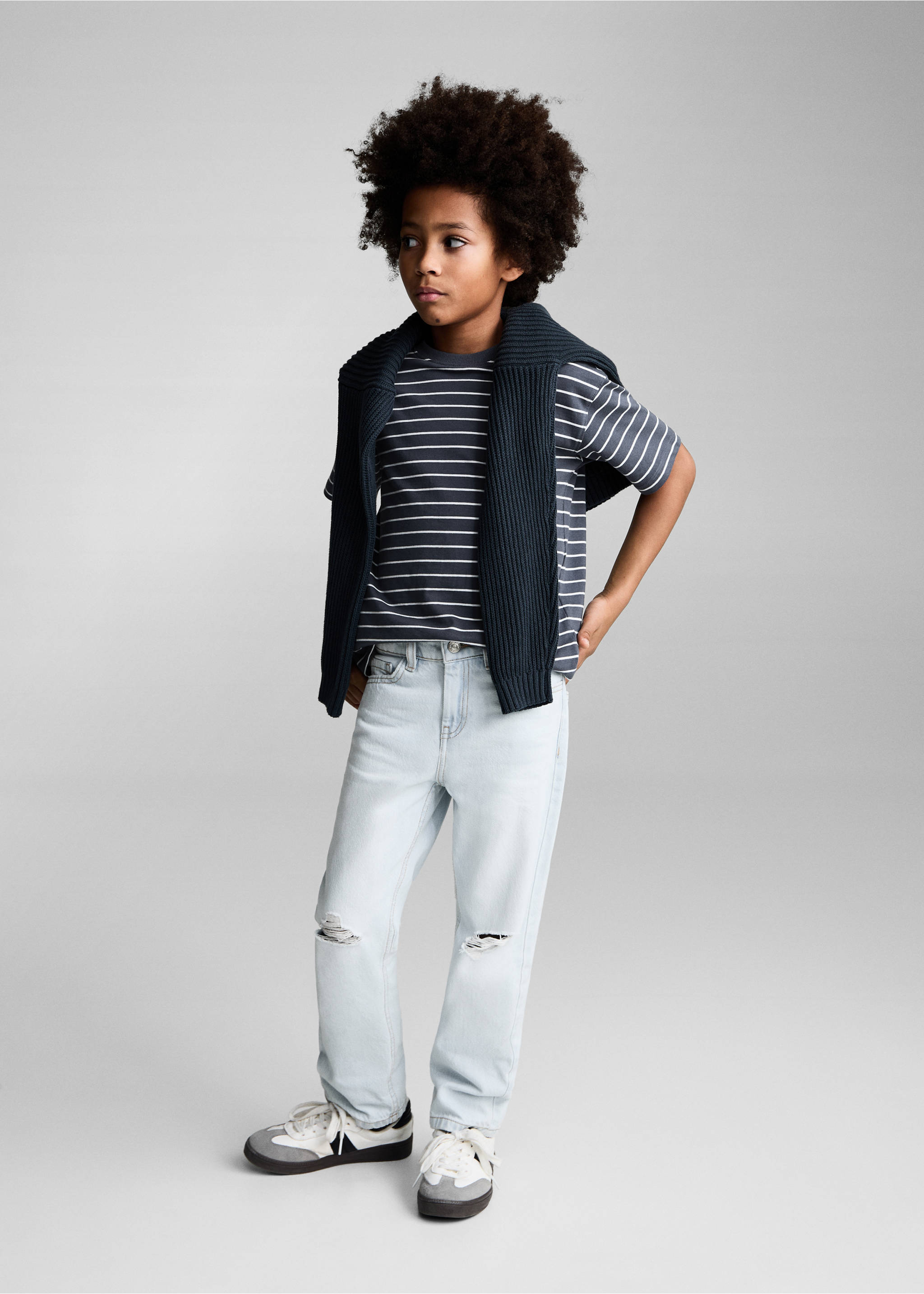 Jeans mit Zierrissen - Allgemeine Ansicht, Hellblau. Ref: 87002900-00.