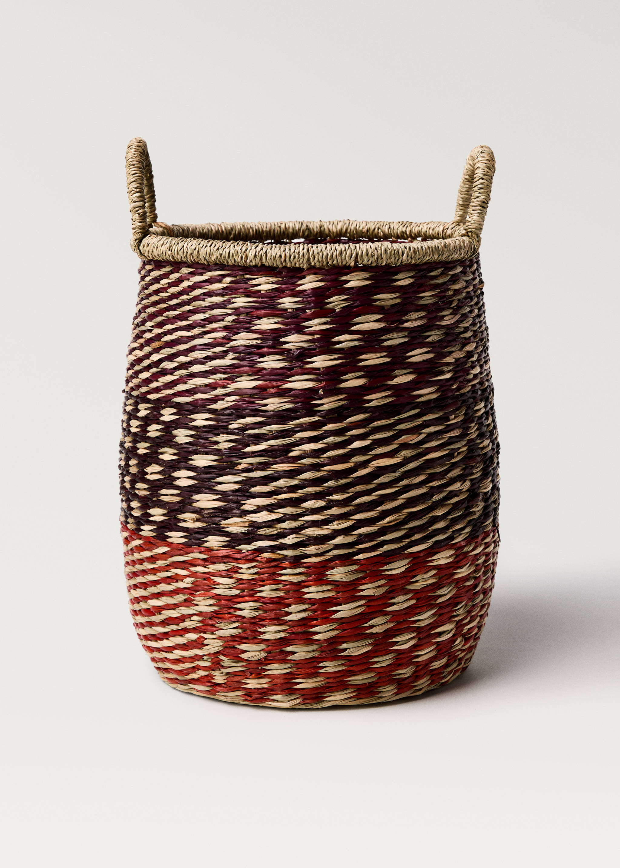 Coloured seagrass basket with double handles - Article without model