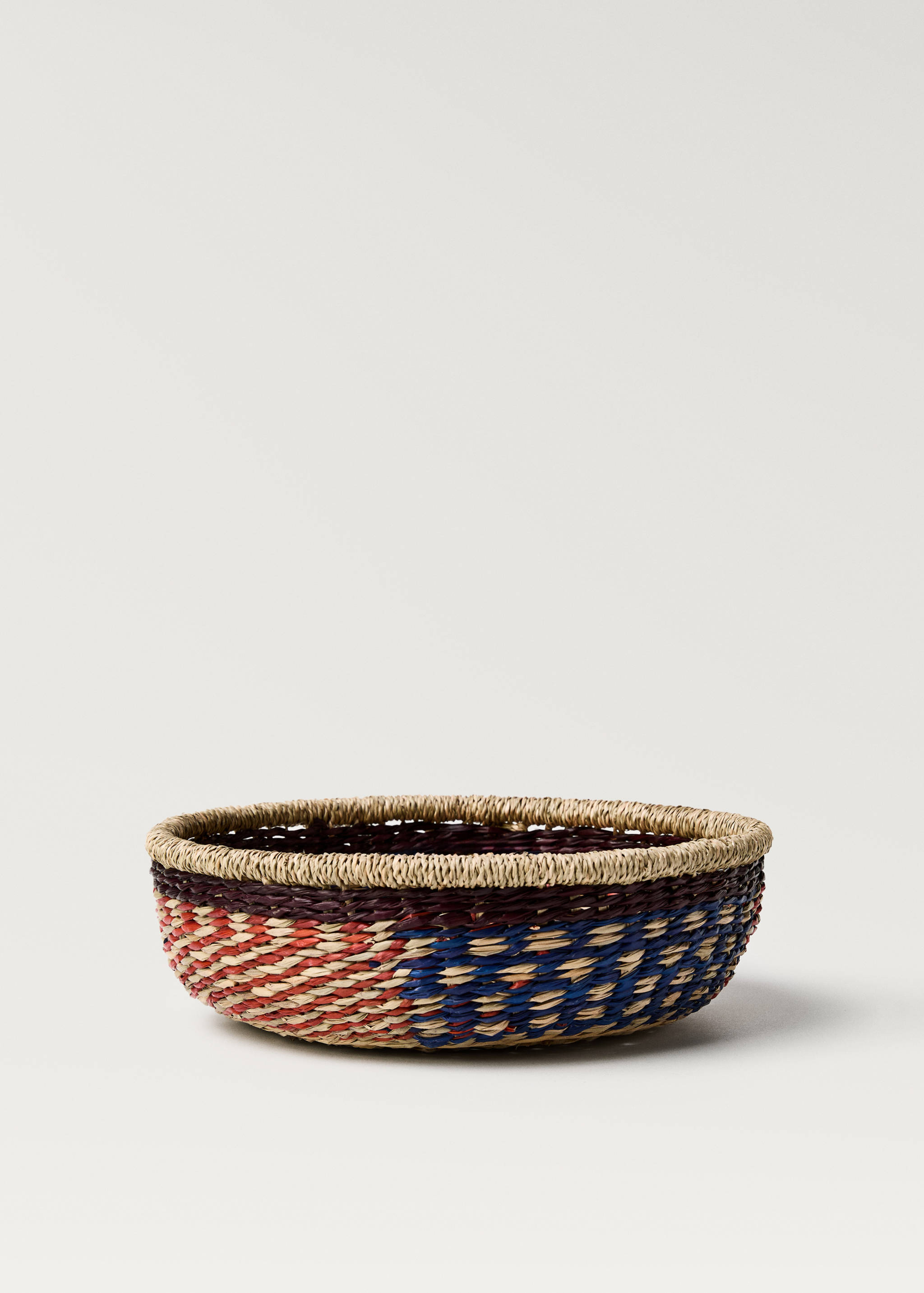 Large coloured seagrass basket - Article without model