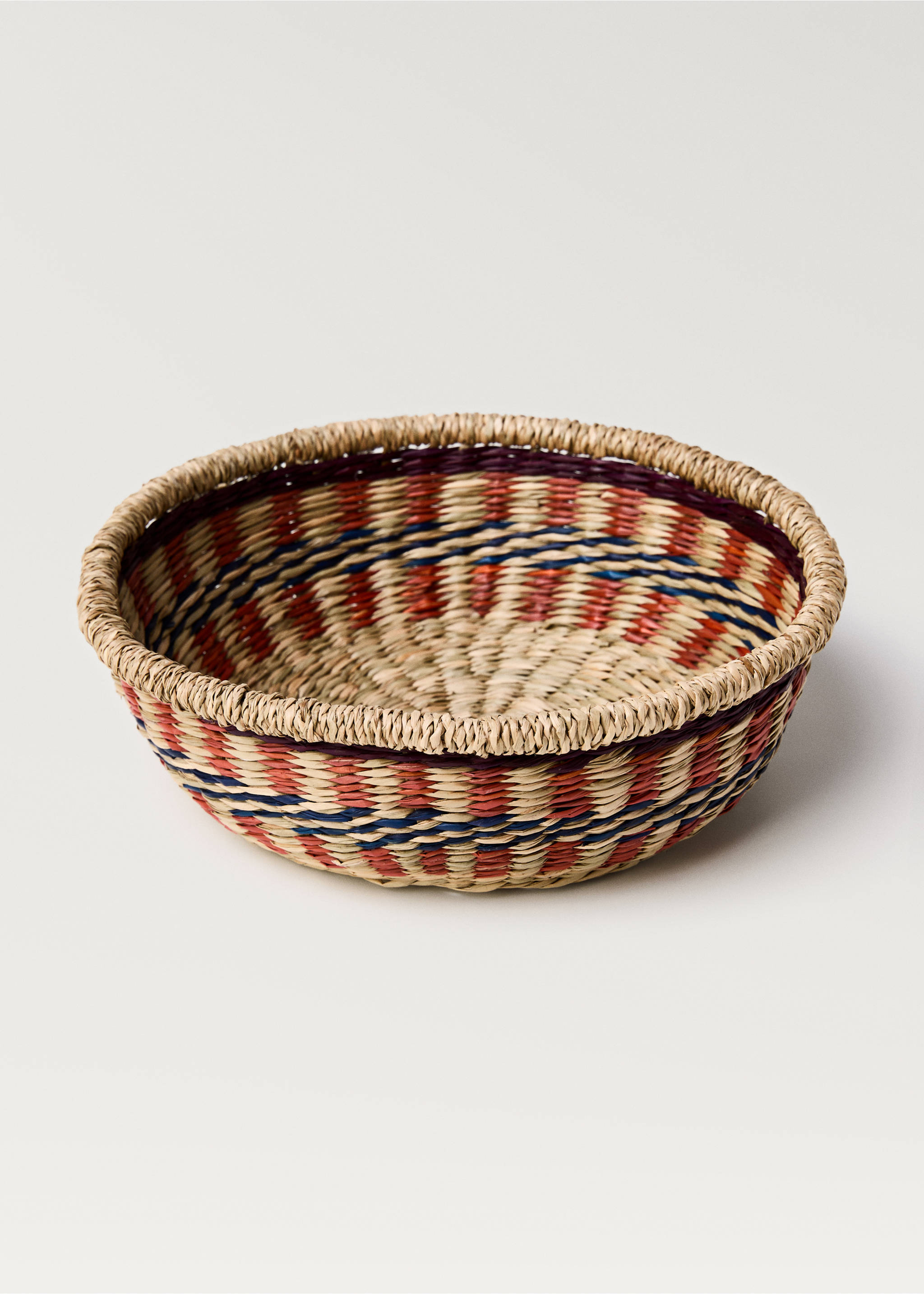 Medium coloured seagrass basket - Details of the article 1, Brown. Ref: 87002929-00.