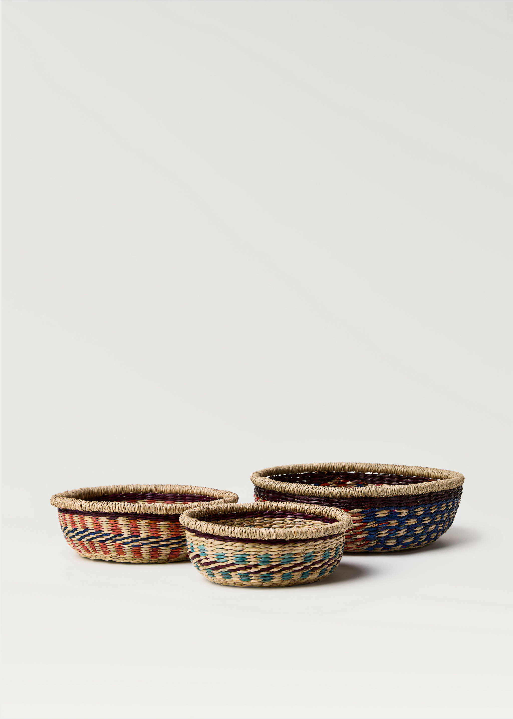 Medium coloured seagrass basket - Details of the article 3, Brown. Ref: 87002929-00.