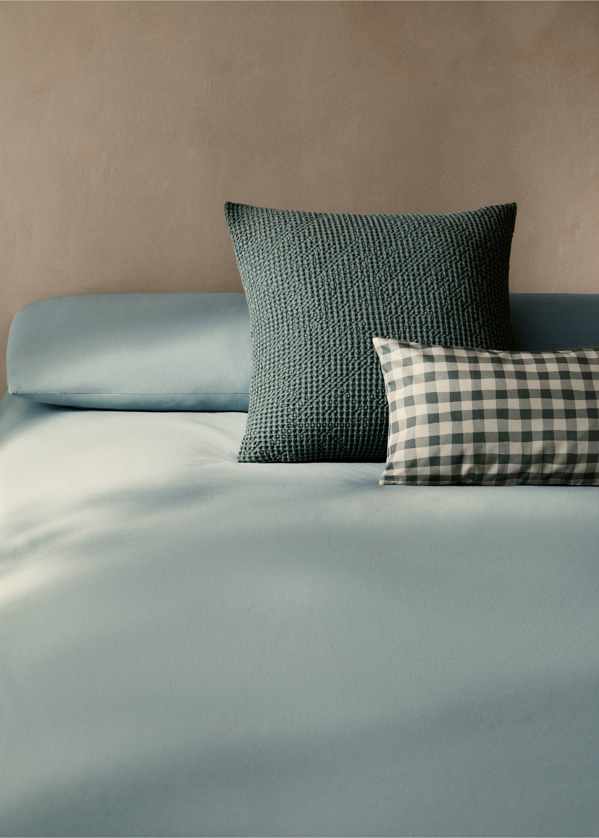 Washed cotton duvet cover King bed - Details of the article 7, Pastel Green. Ref: 87002969-00.