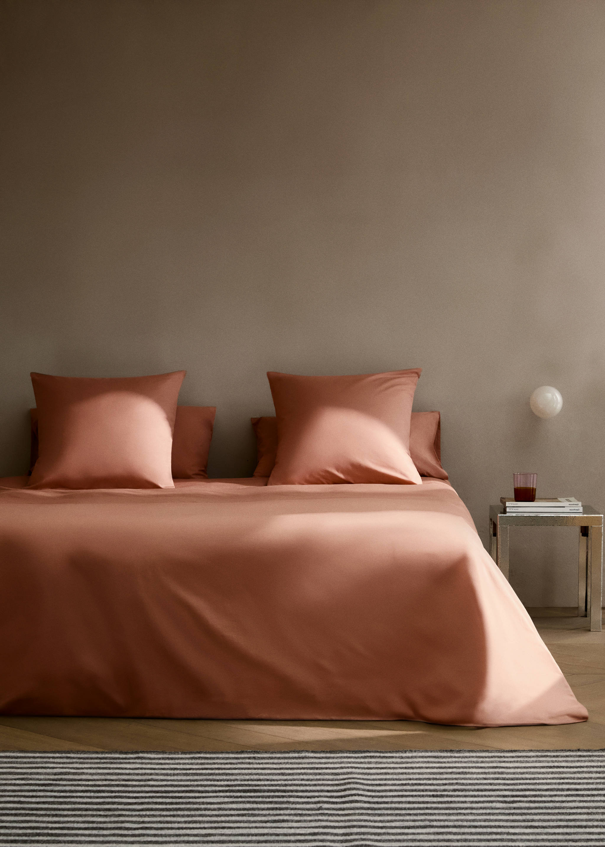 Percale cotton duvet cover with linen trim Queen bed - General plane