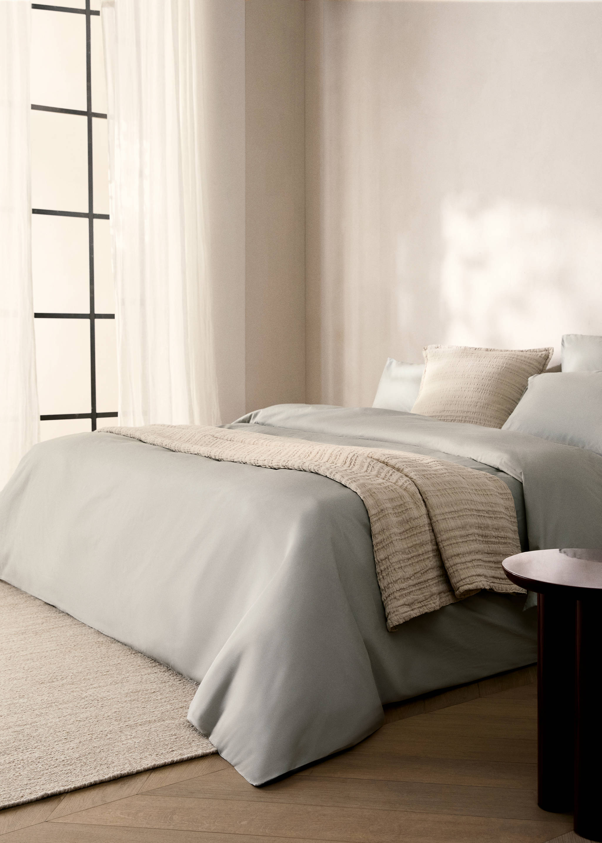 Percale cotton duvet cover with linen trim Queen bed - General plane