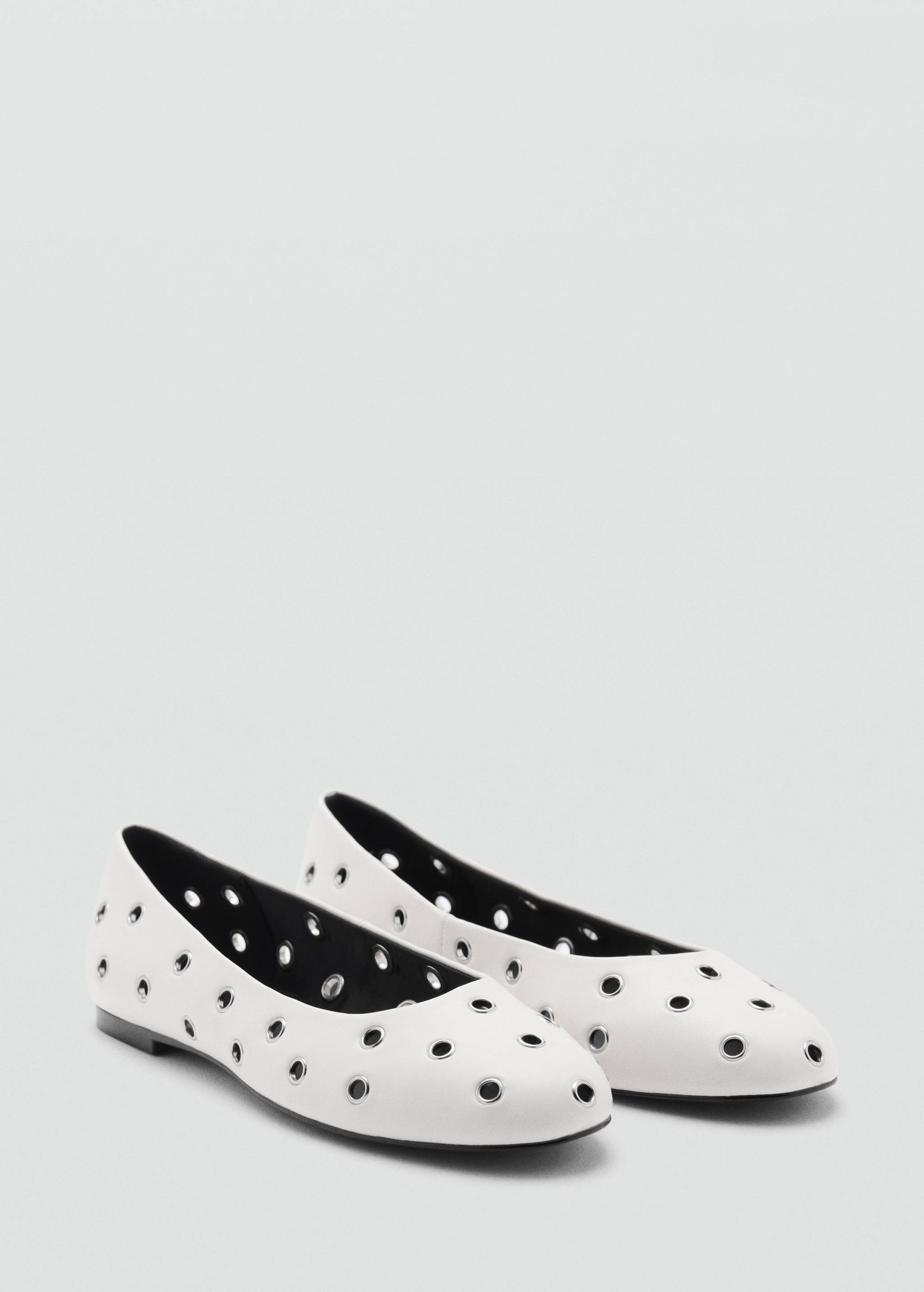 Utskuren ballerinasko - Bild av mittparti