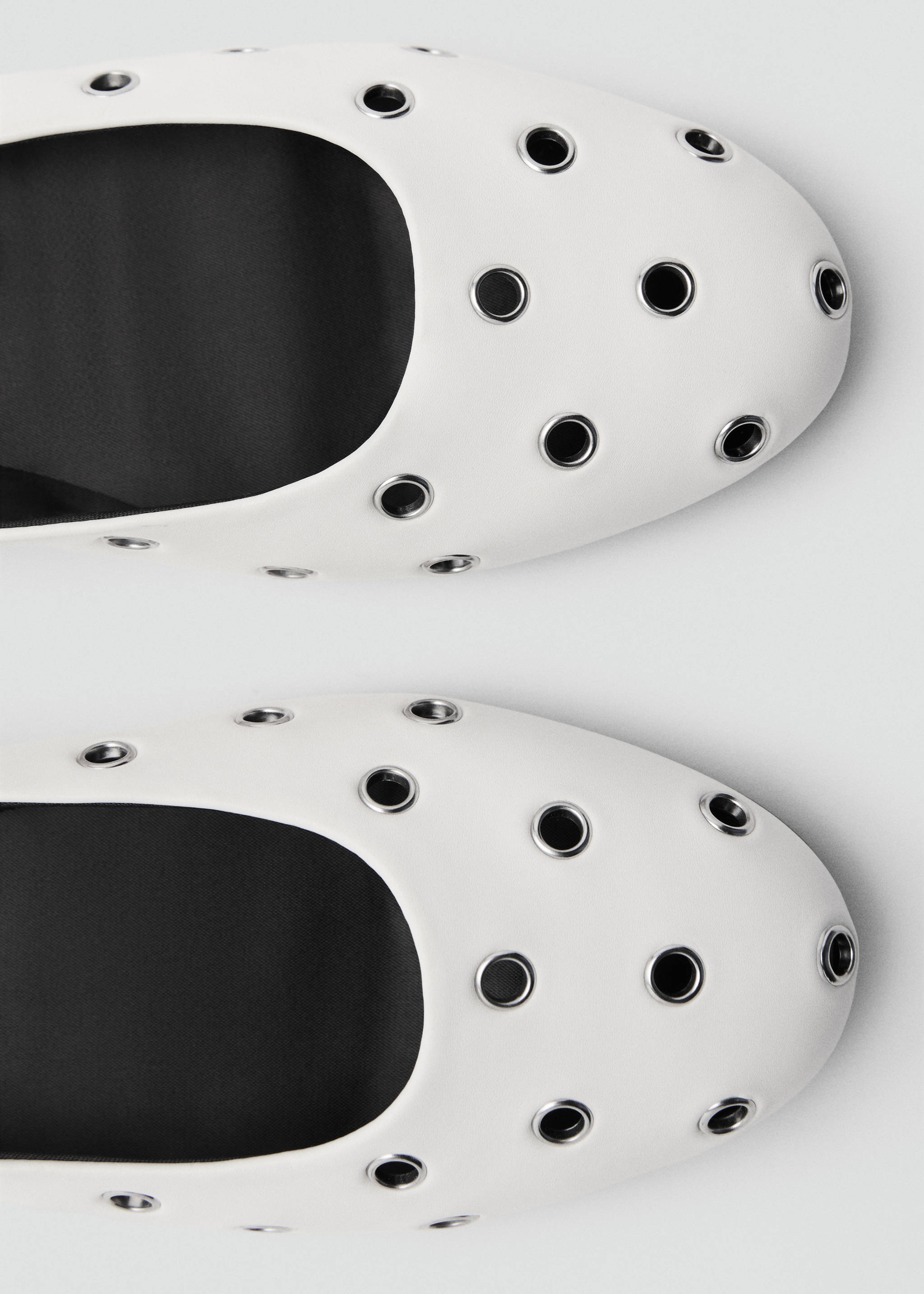 Utskuren ballerinasko - Detaljer om artikeln 1