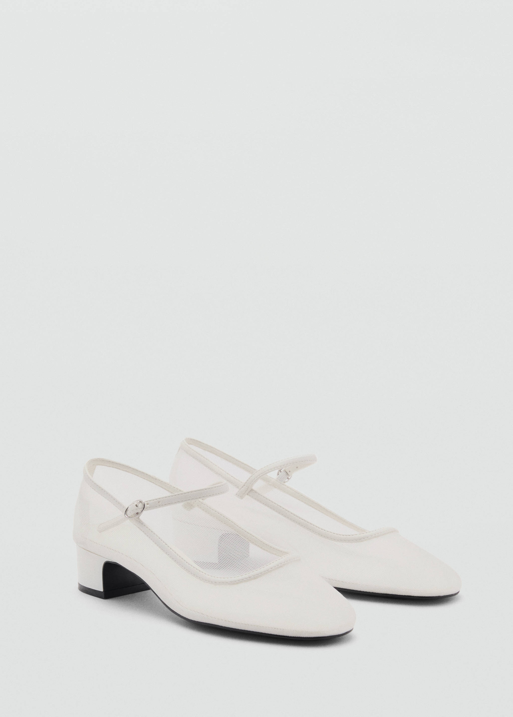 Mesh shoes with buckle strap - Medium plane