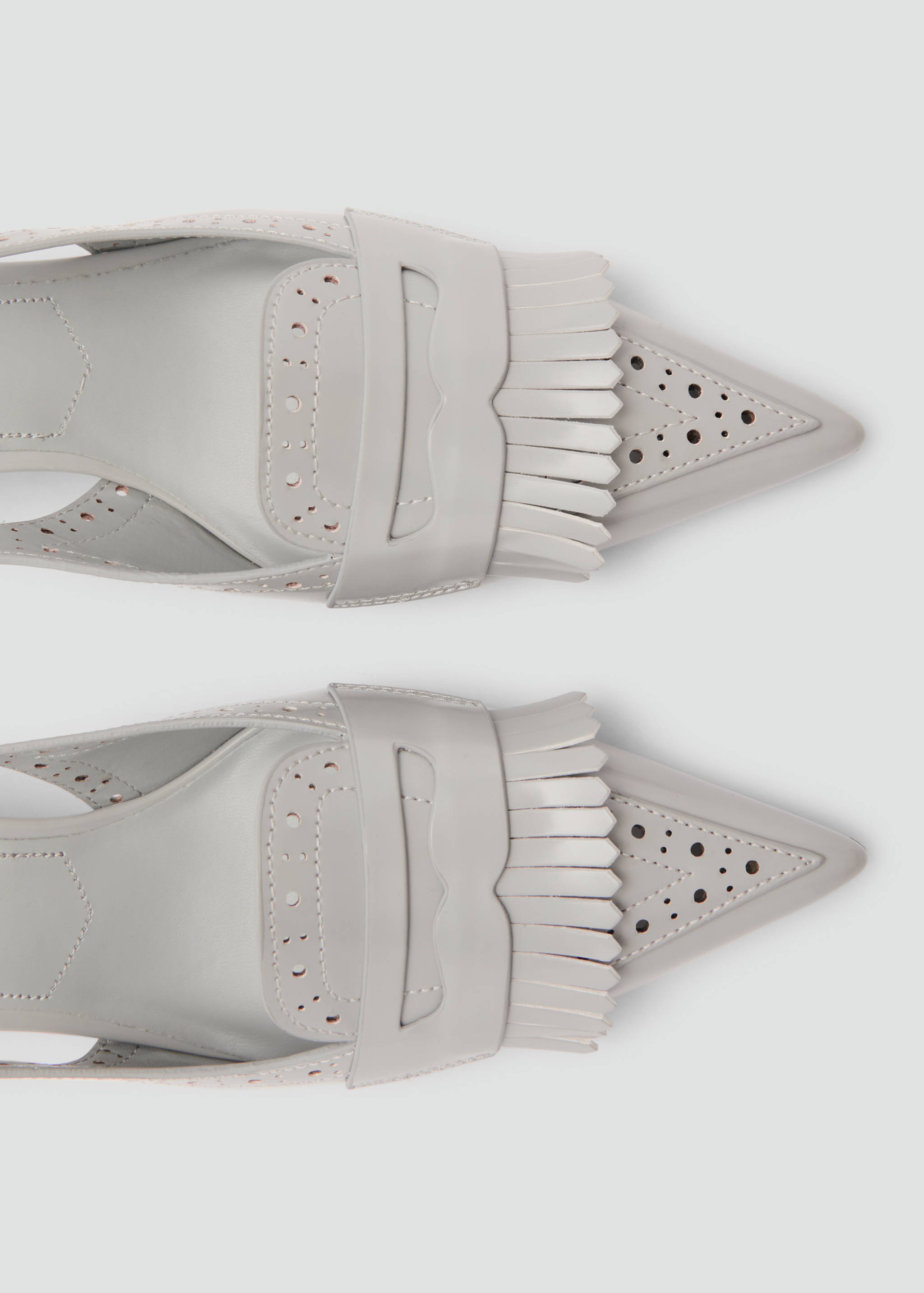 Fringe-heel shoes - Details of the article 1