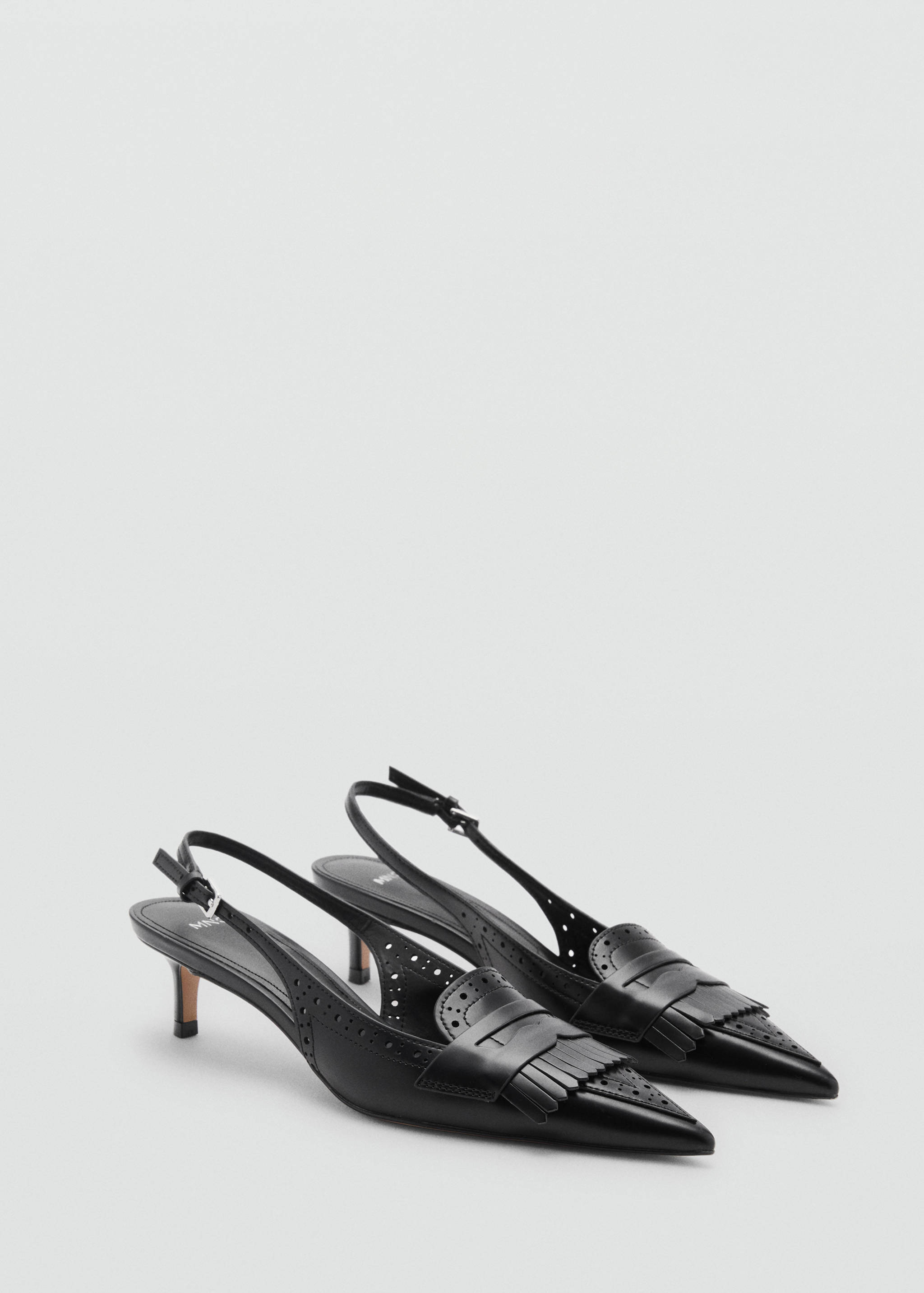 Zapato tacón flecos - Plano medio