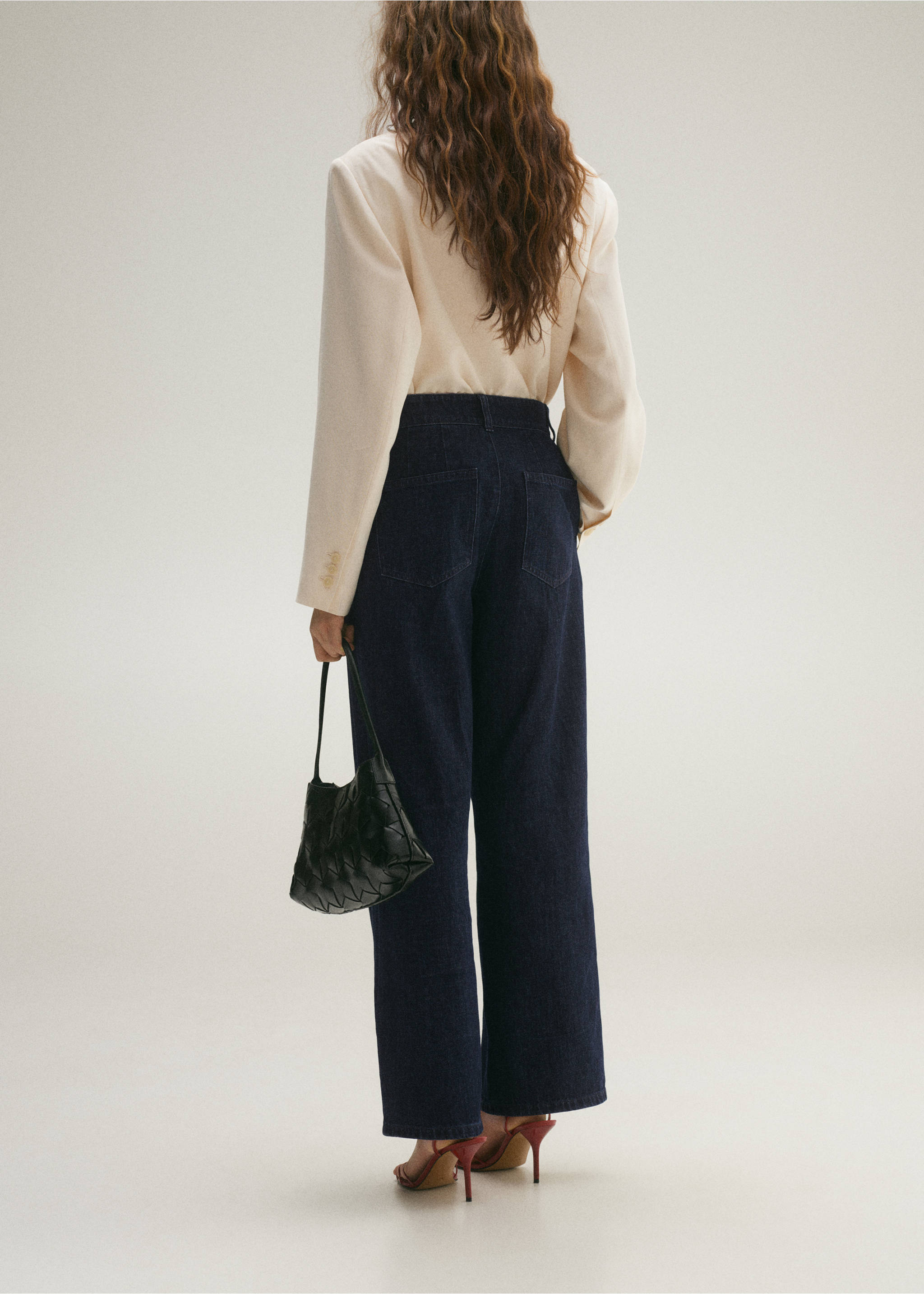 Rinse-wash wide leg jeans with pleats - Reverse of the article, Open Blue. Ref: 87003284-00.