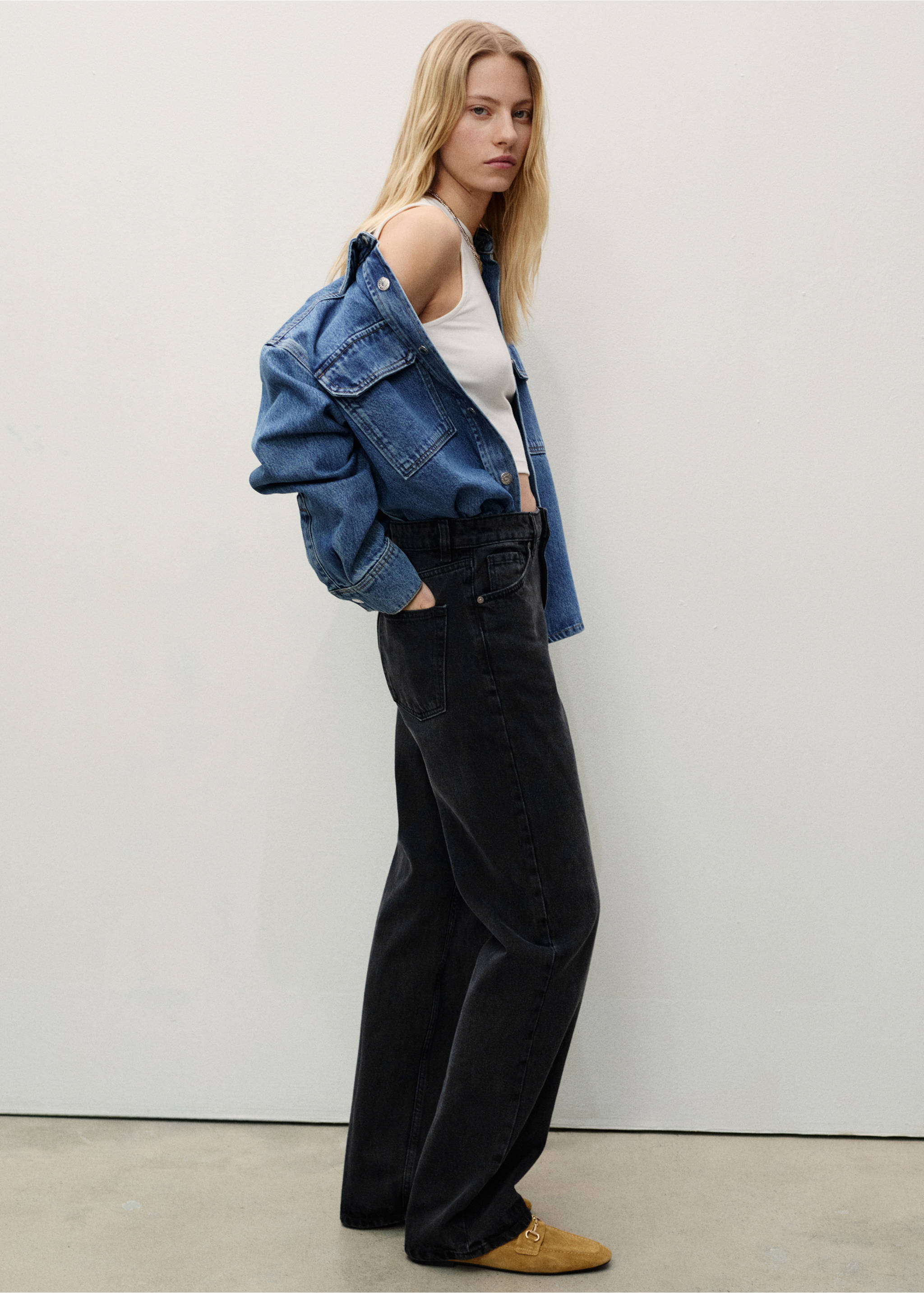 Miami medium-rise straight-fit jeans - Details of the article 2, Black denim. Ref: 87003285-00.