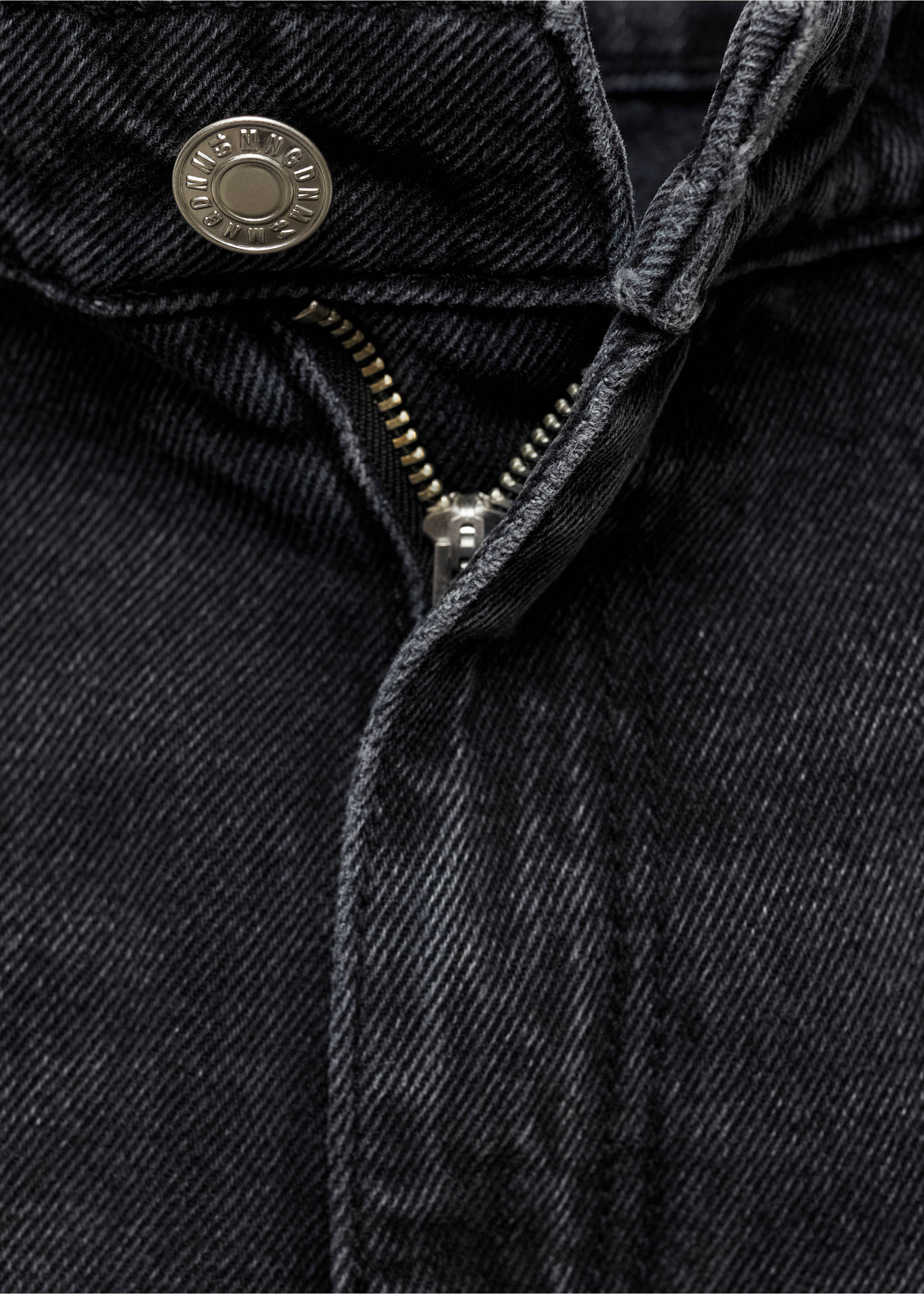 Miami medium-rise straight-fit jeans - Details of the article 8, Black denim. Ref: 87003285-00.