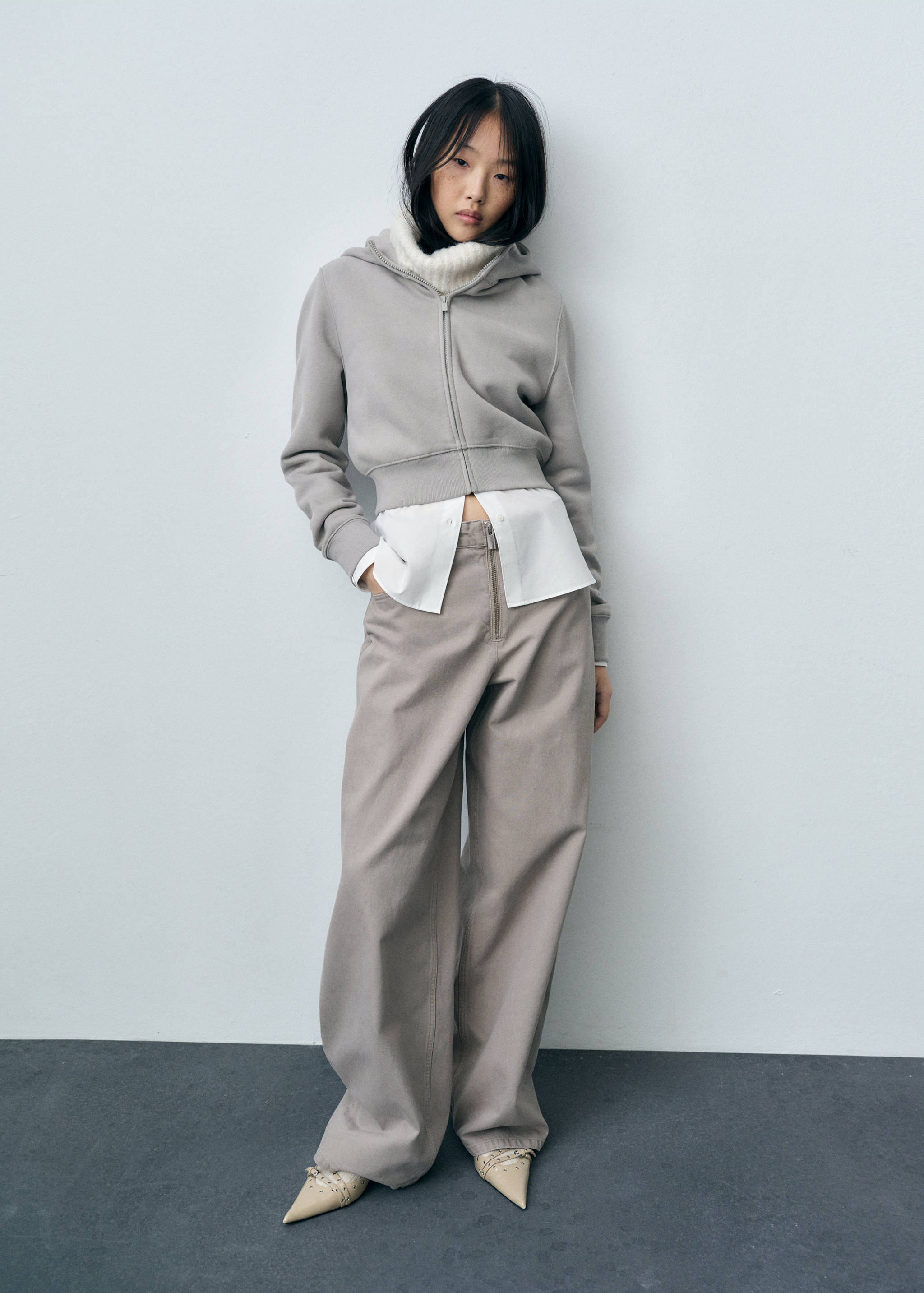 Wide leg jeans with zipper - General plane