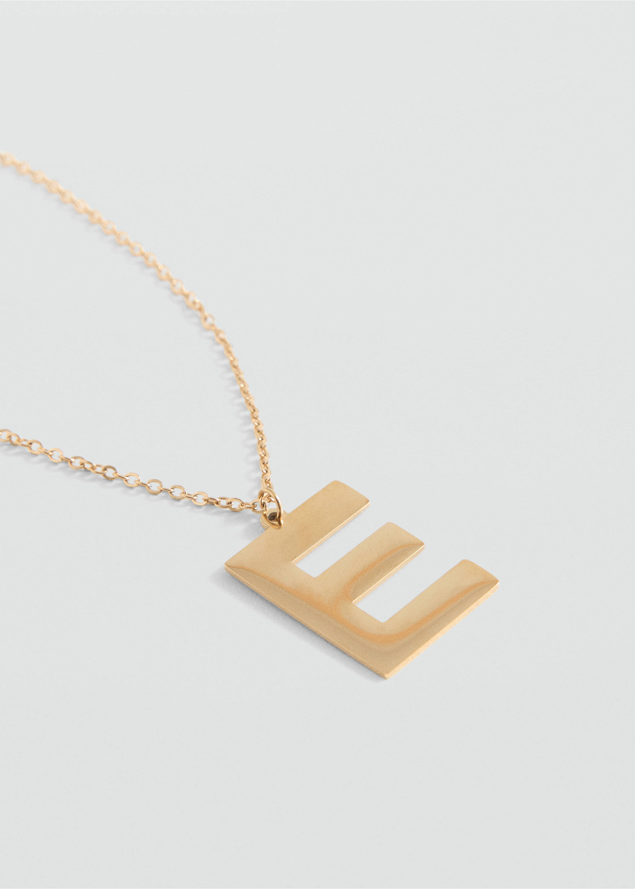 Letter Pendant Necklace - Medium plane, Gold. Ref: 87003314-00.