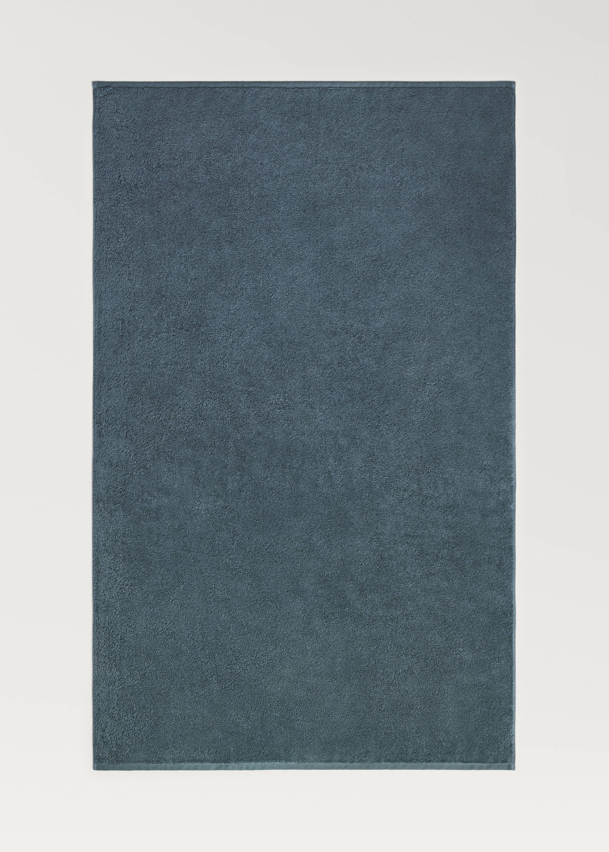 Soft cotton bath towel - Article without model