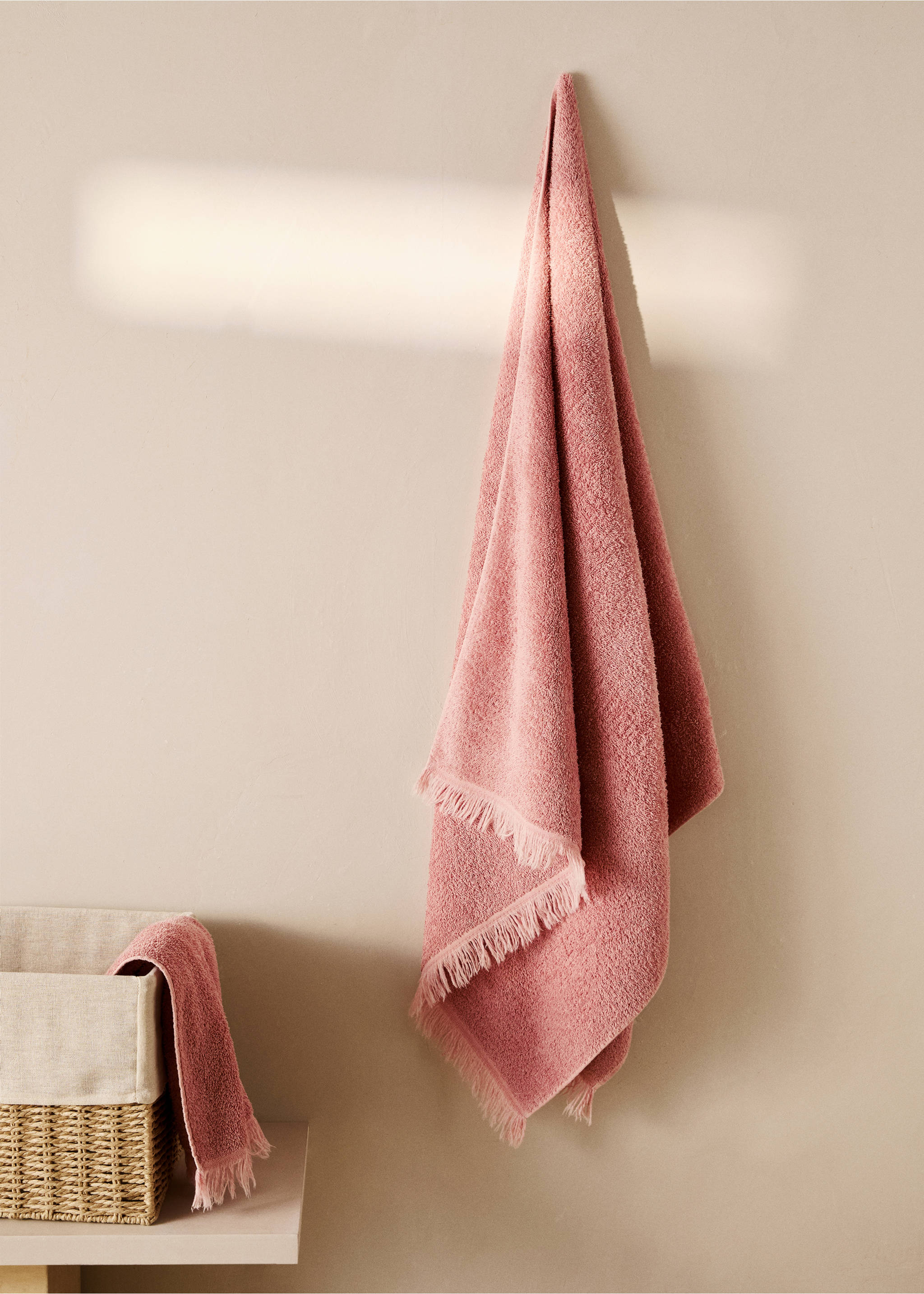 Organic cotton children's shower towel with fringes - General plane, Pink. Ref: 87003362-00.
