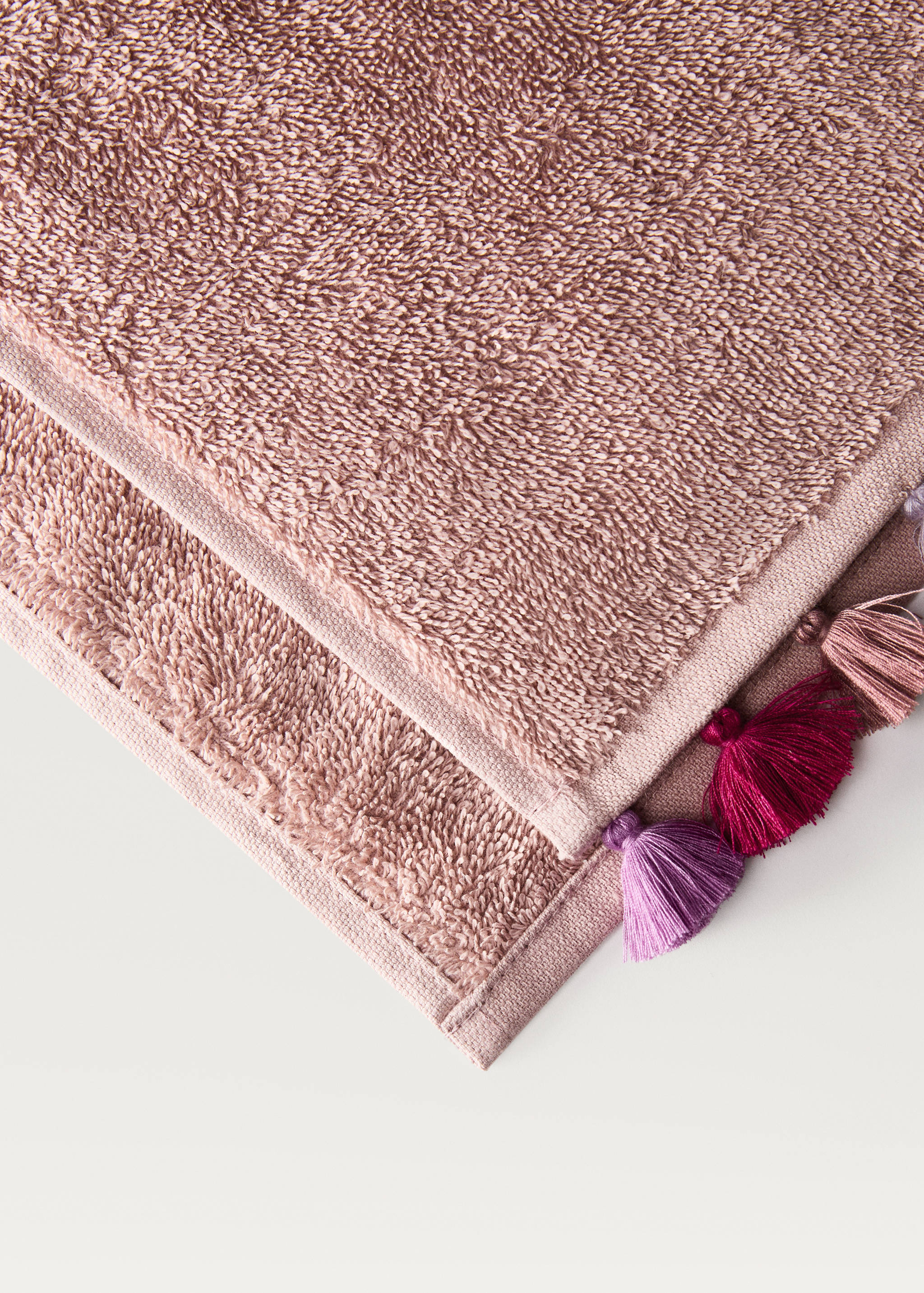 Katoenen kinderbadlaken met meerkleurige pompons - Detail van het artikel 2