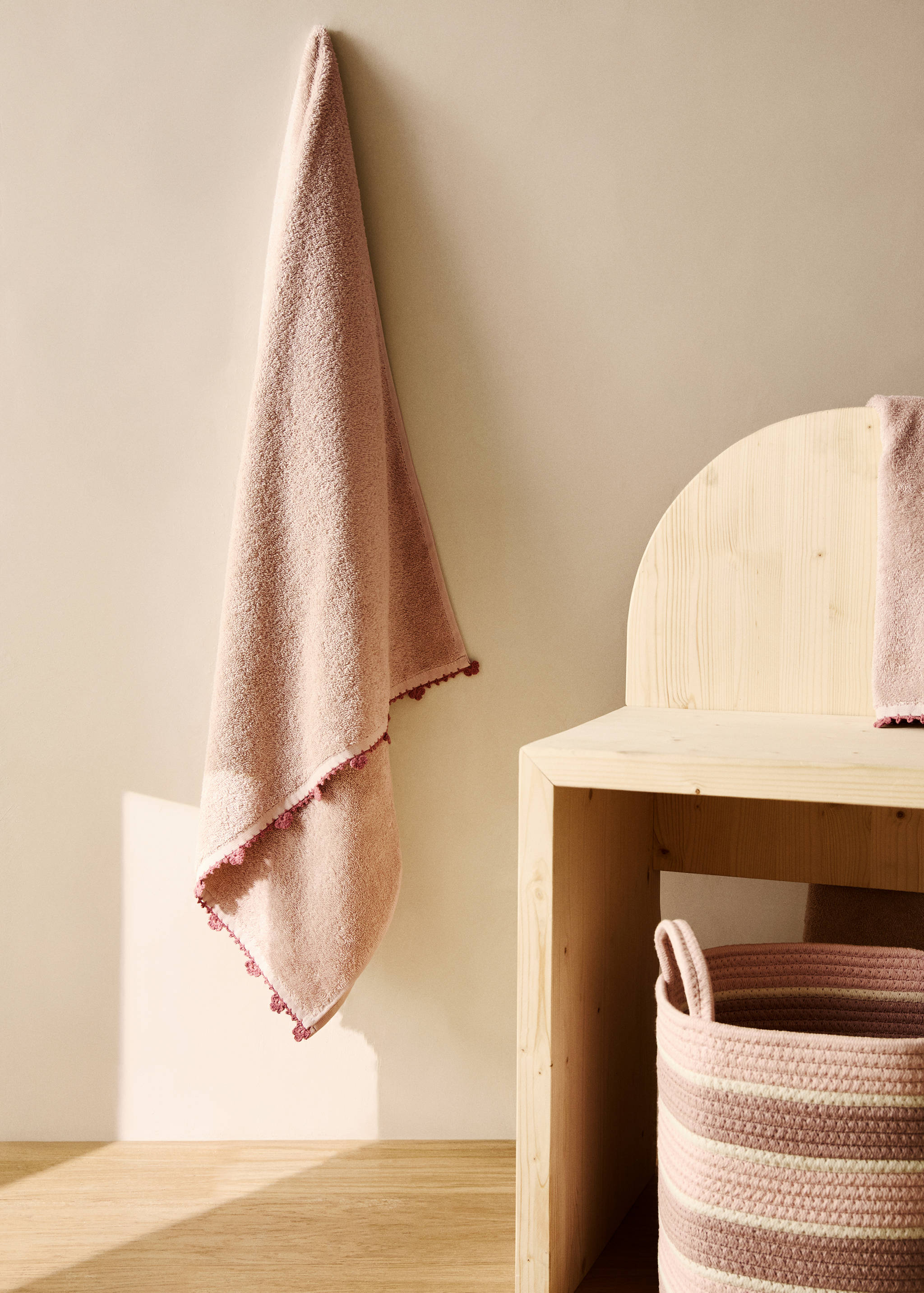 Παιδική πετσέτα μπάνιου με τελείωμα κροσέ - Γενικό πλάνο