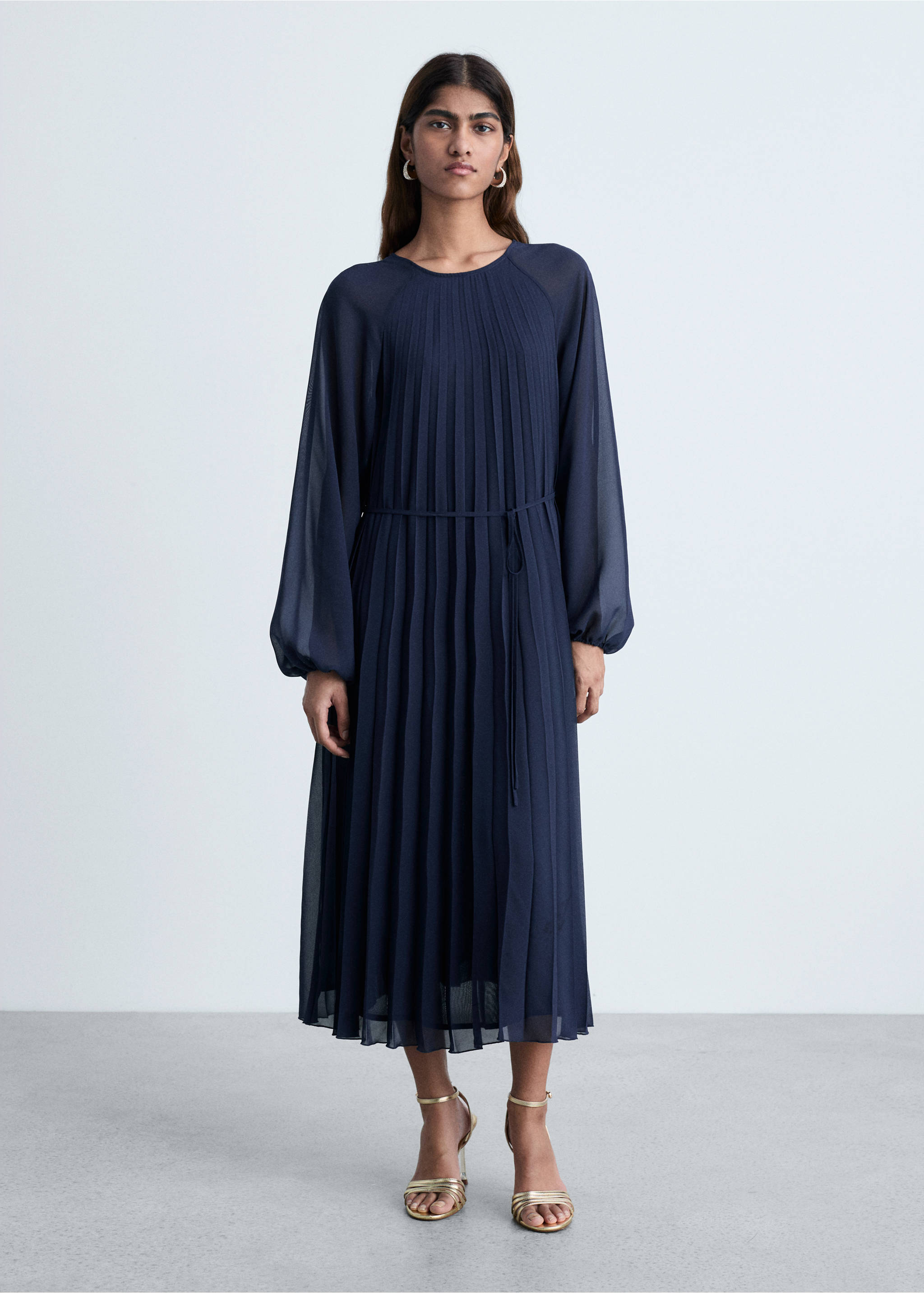 Pleated dress with bow belt - General plane, Navy. Ref: 87004071-00.