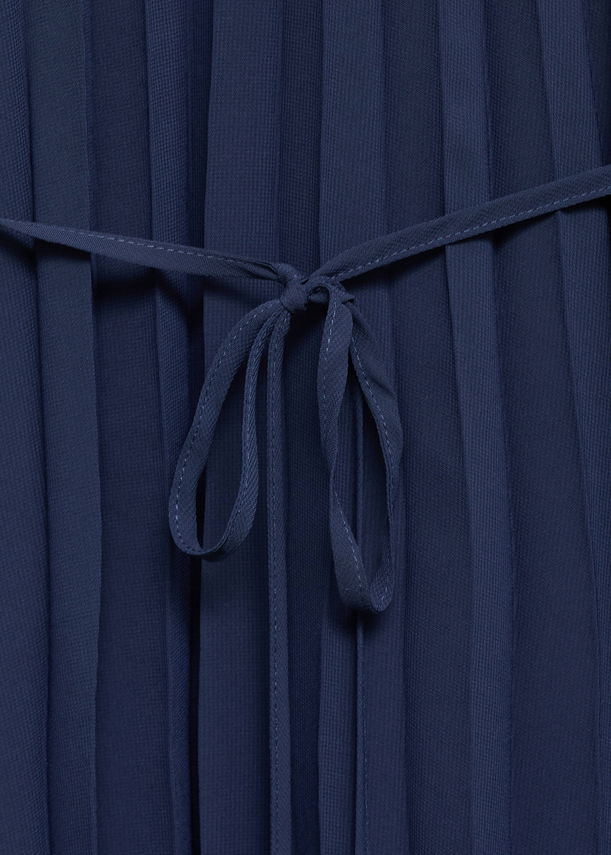 Robe plissée ceinture à nouer - Détail de l'article 8