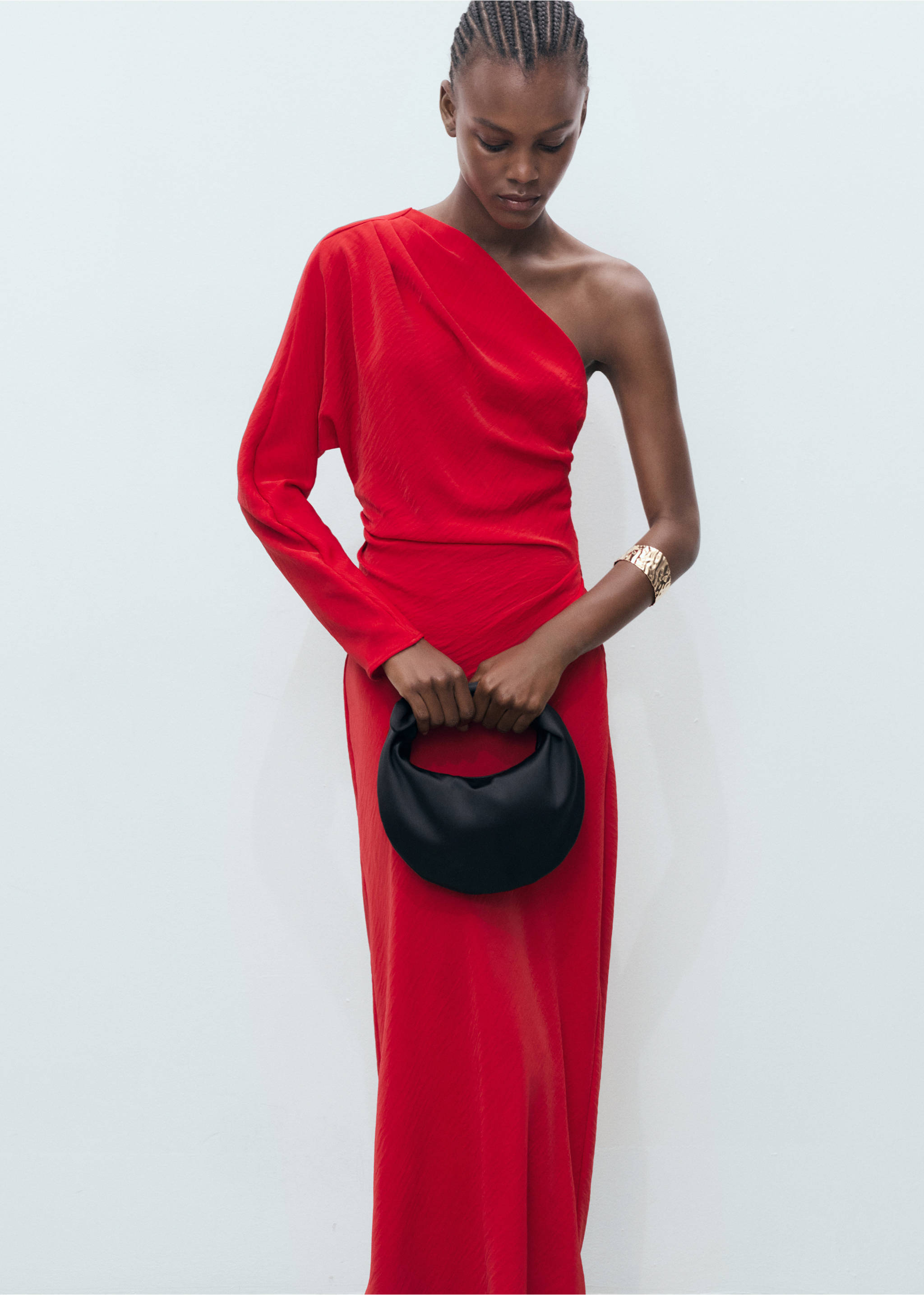 Drapiertes Kleid mit asymmetrischem Design - Mittlere Ansicht, Rot. Ref: 87004077-00.