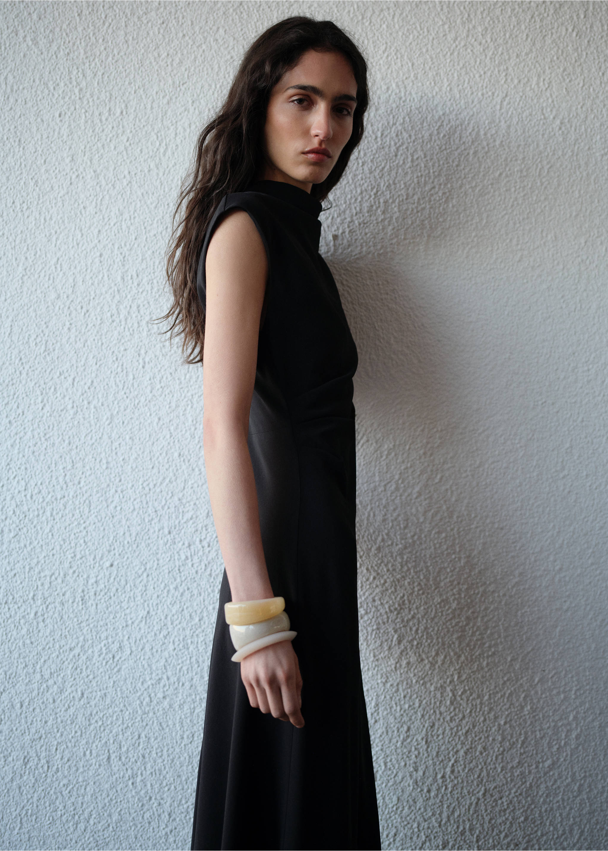 A-line dress with draped waist - Medium plane, Black. Ref: 87004081-00.