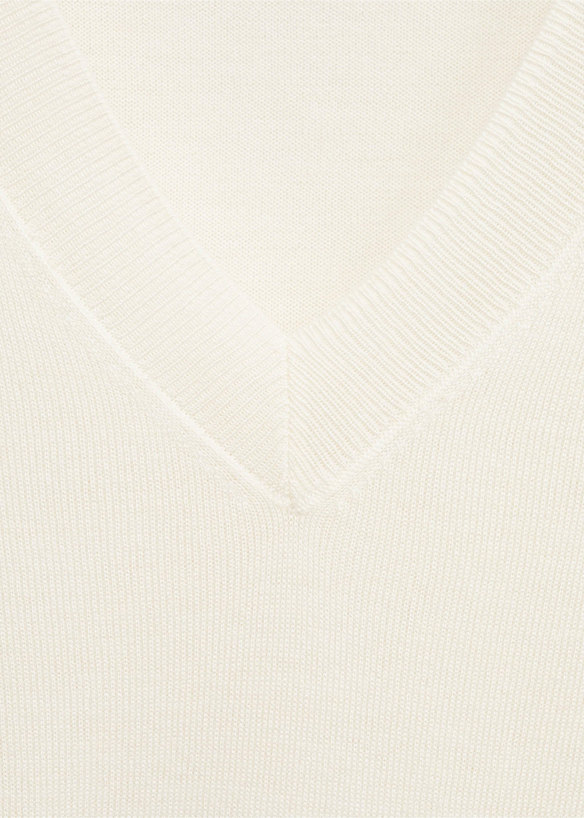 V-neck knit sweater - Details of the article 8, Ecru. Ref: 87004082-00.