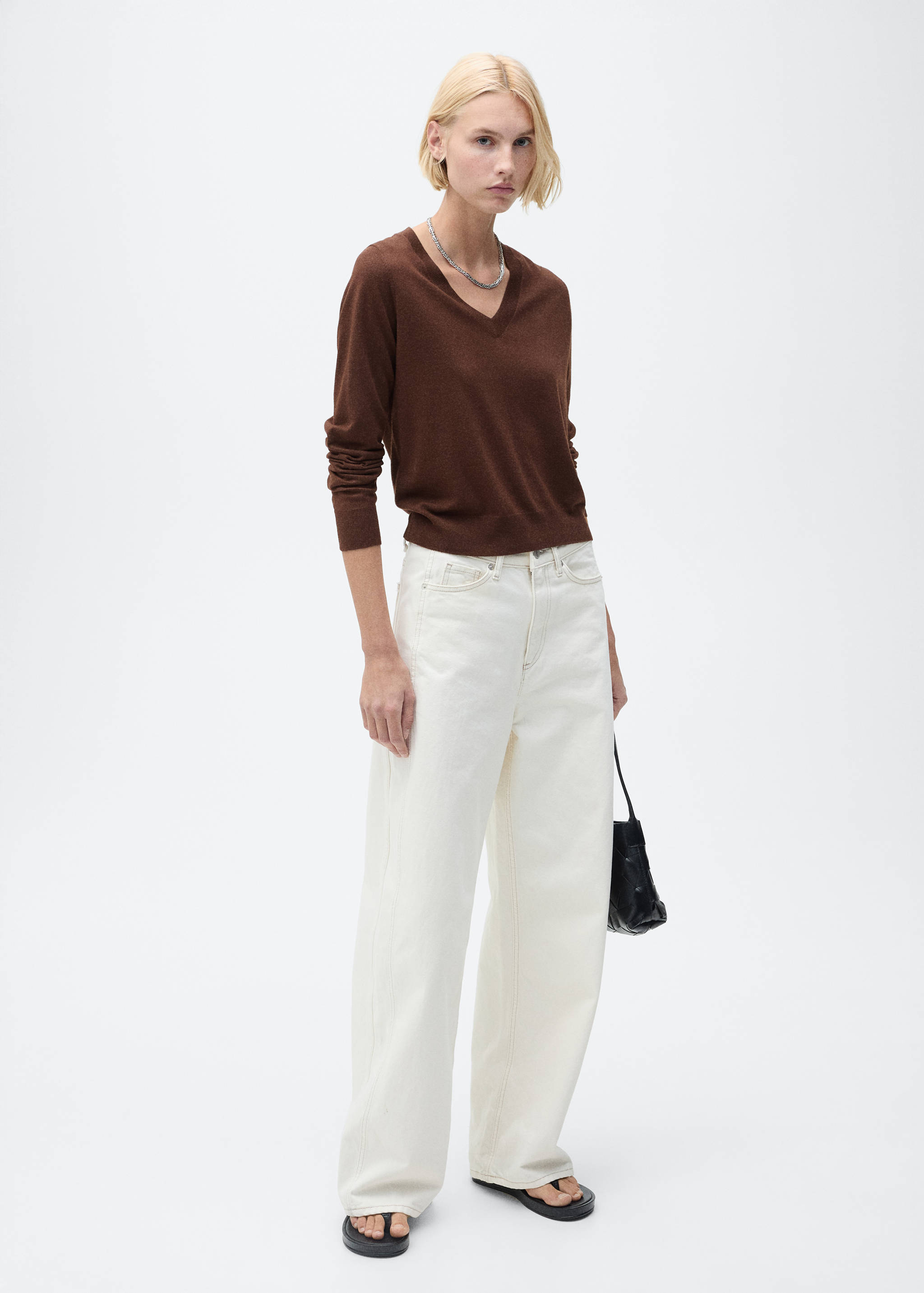 Strickpullover mit V-Ausschnitt - Allgemeine Ansicht