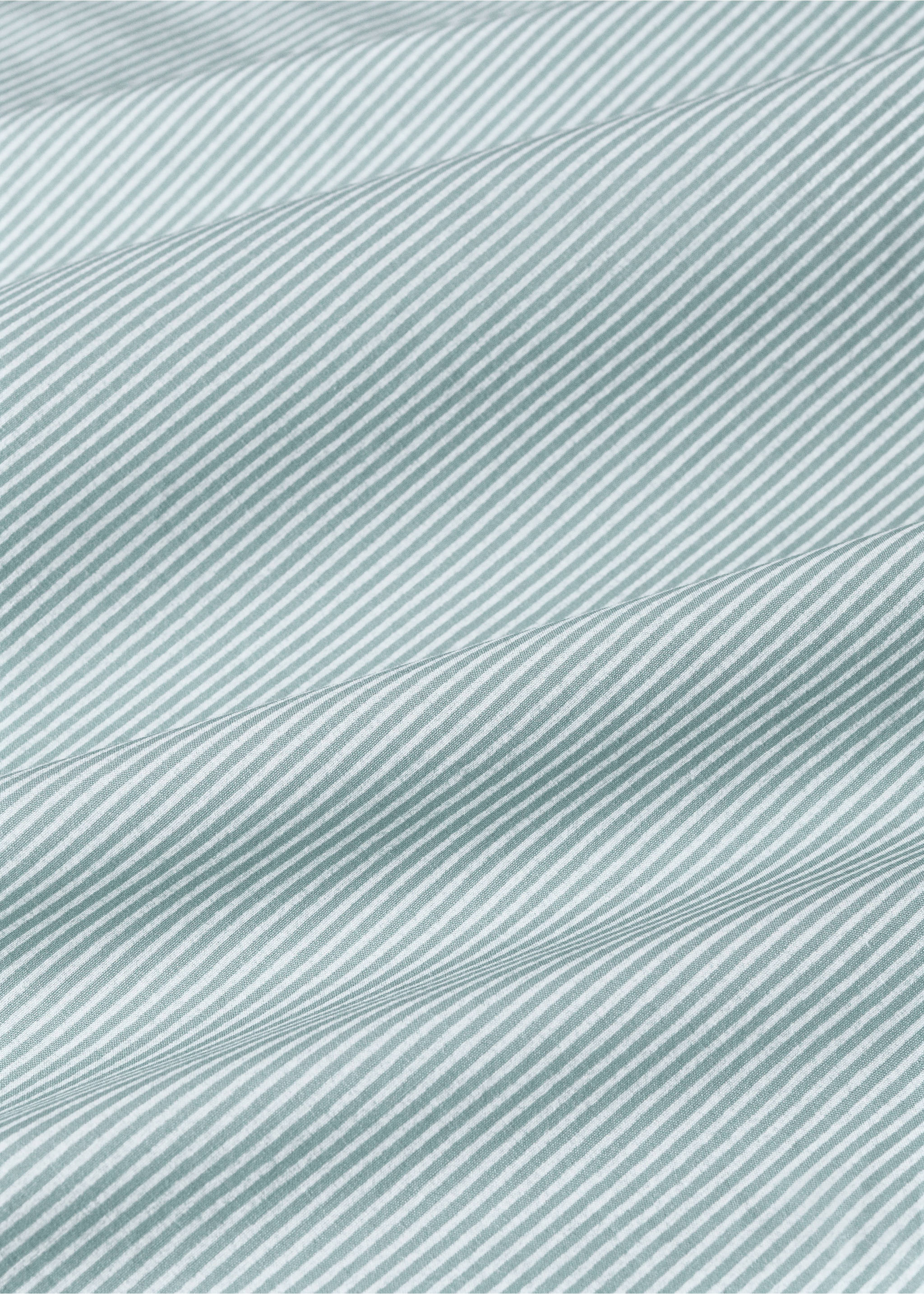 Gestreiftes Spannbettlaken aus Baumwoll-Perkal für Kinderbettchen - Detail des Artikels 2, Wassergrün. Ref: 87004087-00.