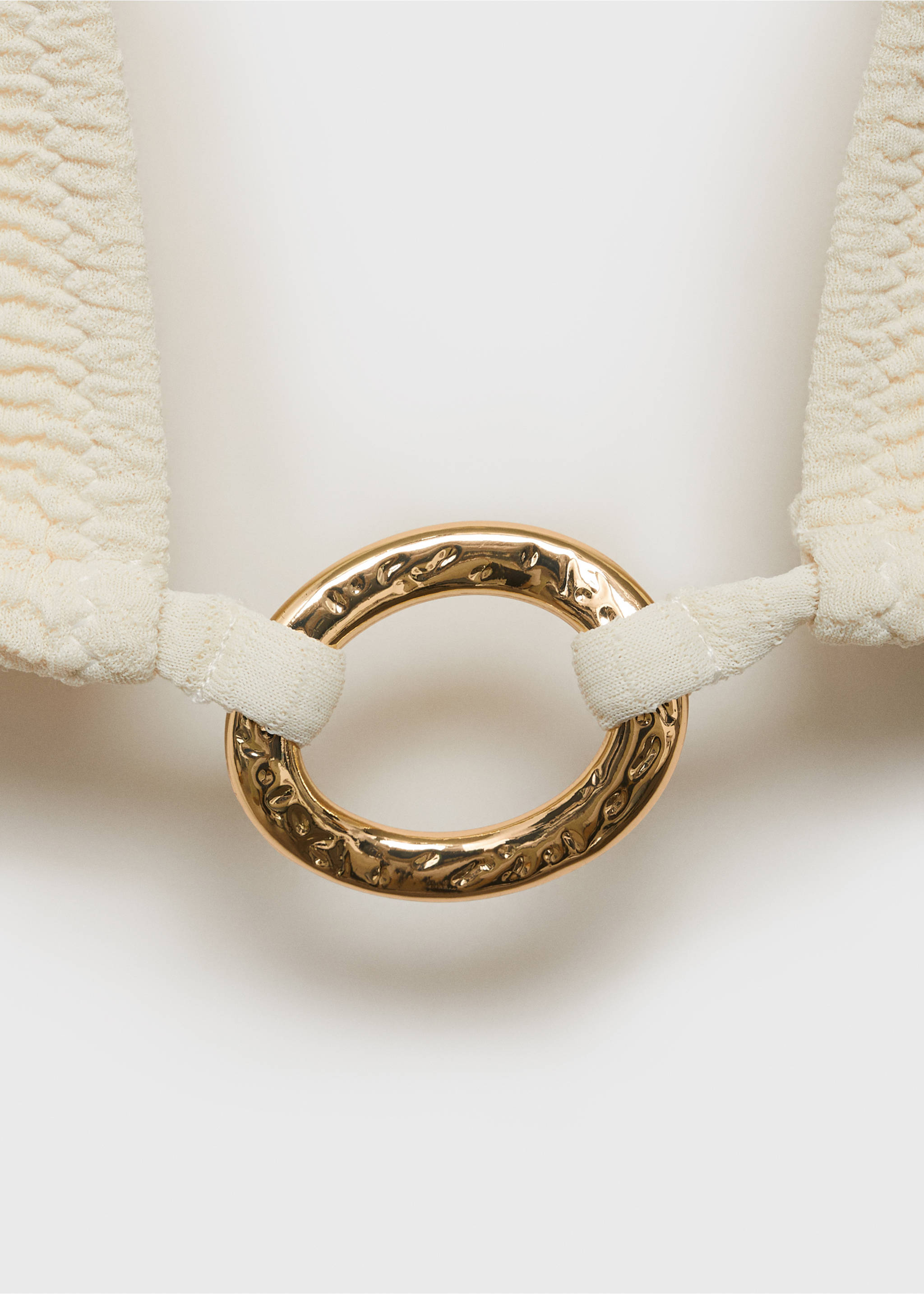 Bikini top with decorative ring - Details of the article 8, Ecru. Ref: 87004395-00.