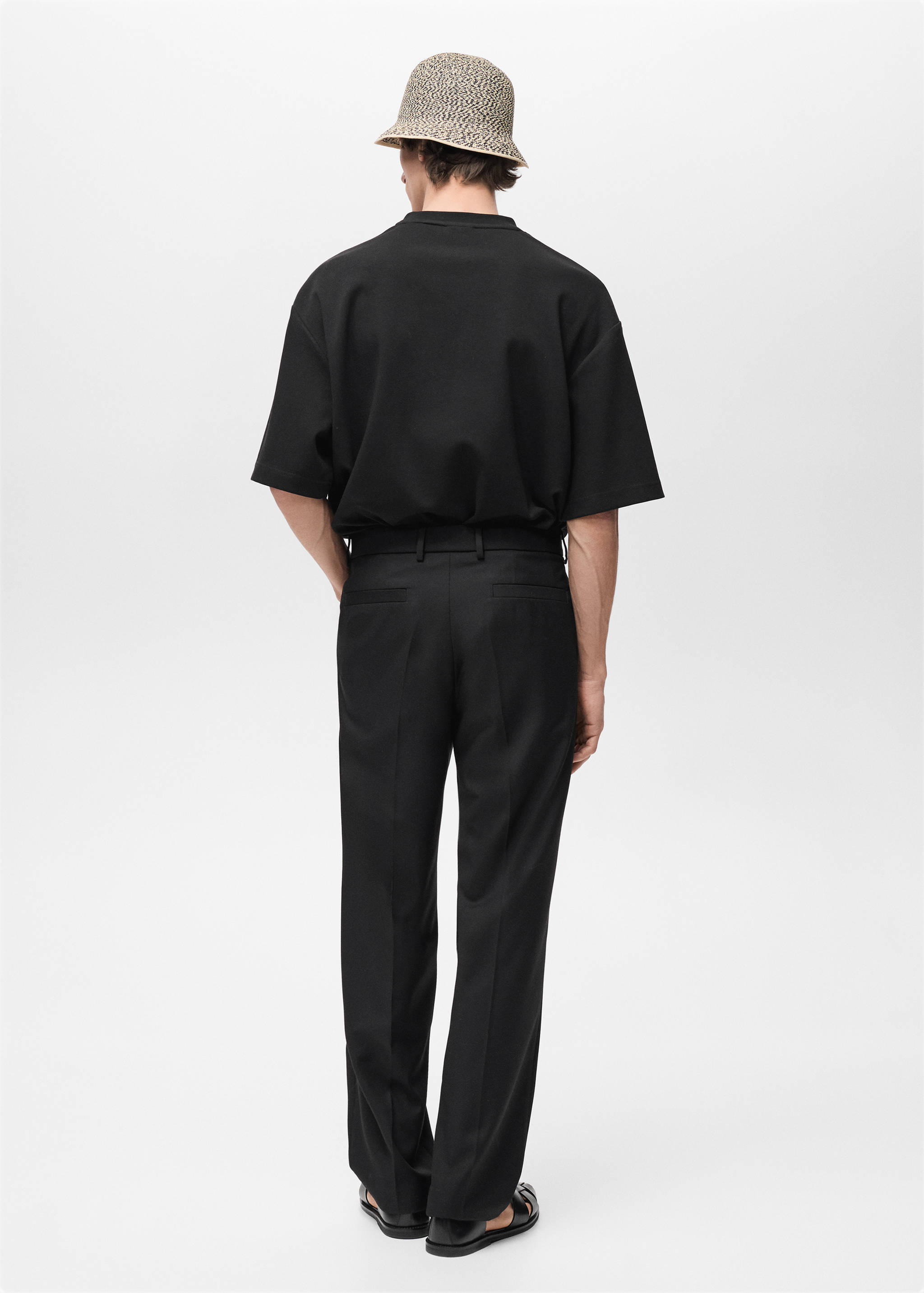 Oversized-T-Shirt mit Tasche - Rückseite des Artikels